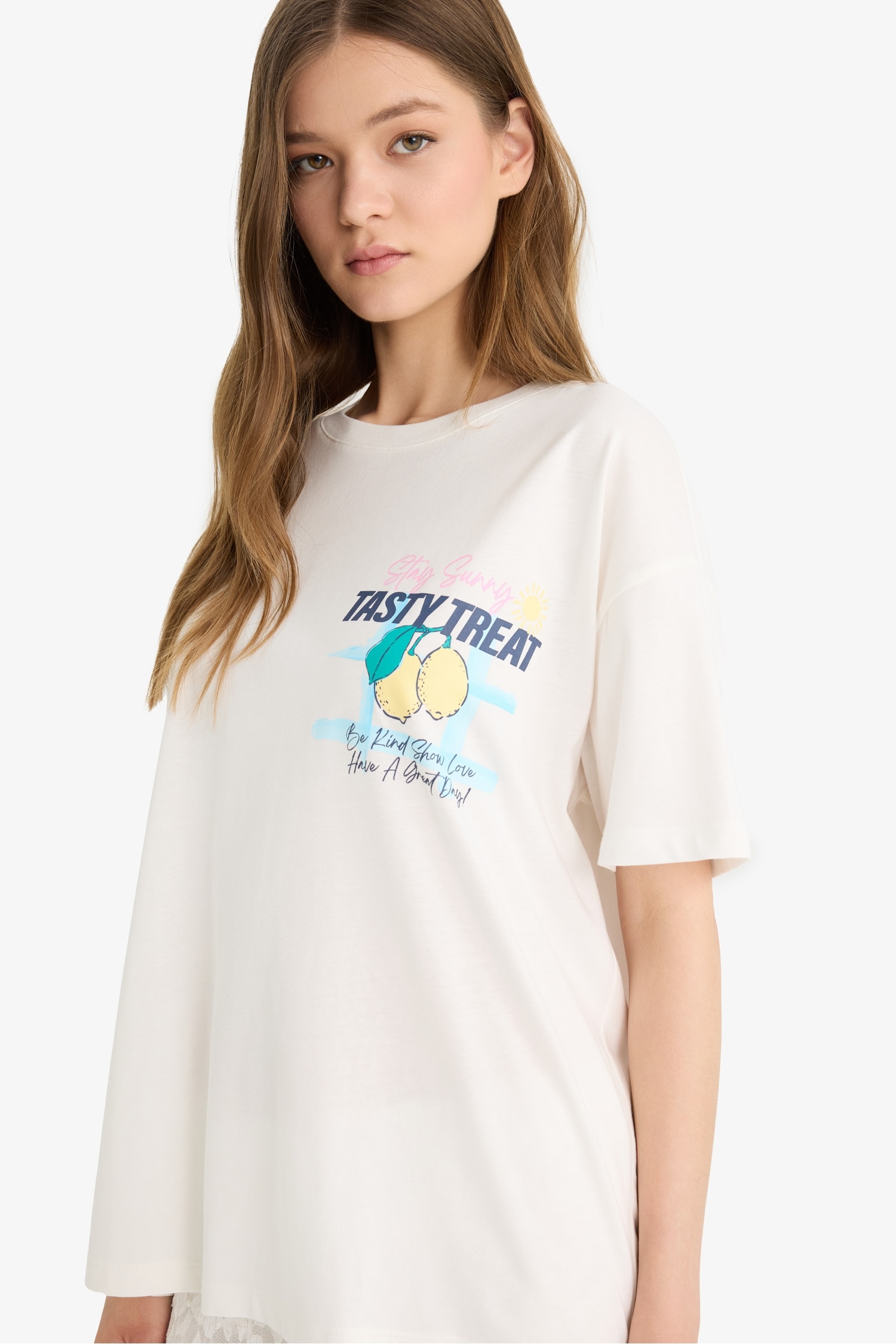Oversize Fit Crew Neck Printed White T-Shirt