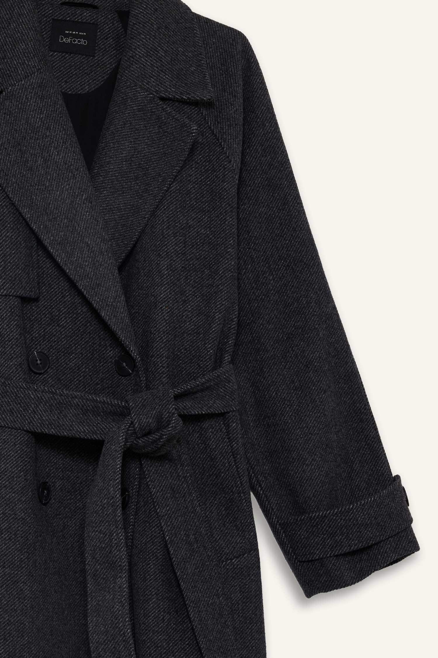 Afra x DeFacto Kuşaklı Cepli Uzun Kaşe Kaban