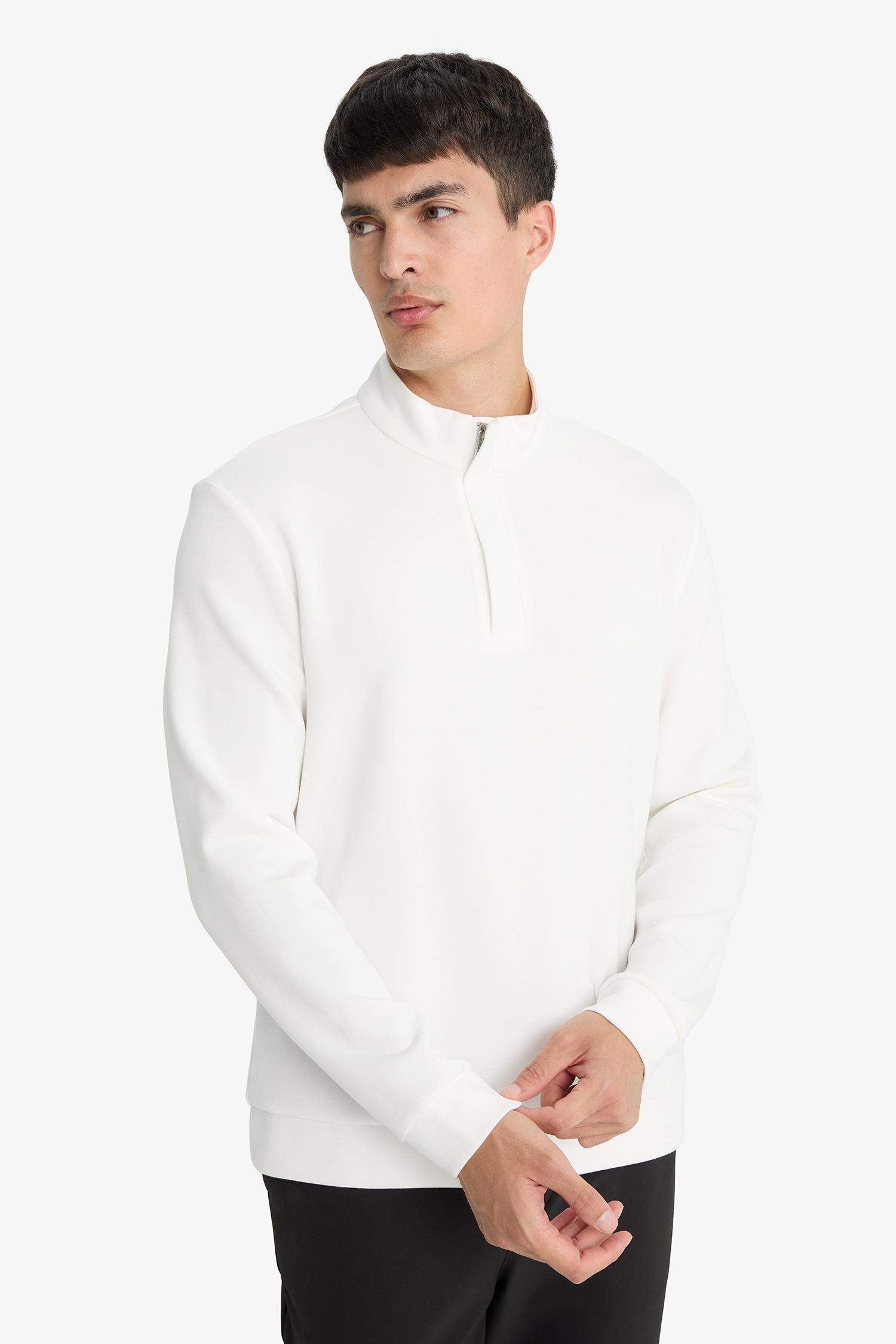 Regular Fit Dik Yaka Yarım Fermuarlı Sweatshirt