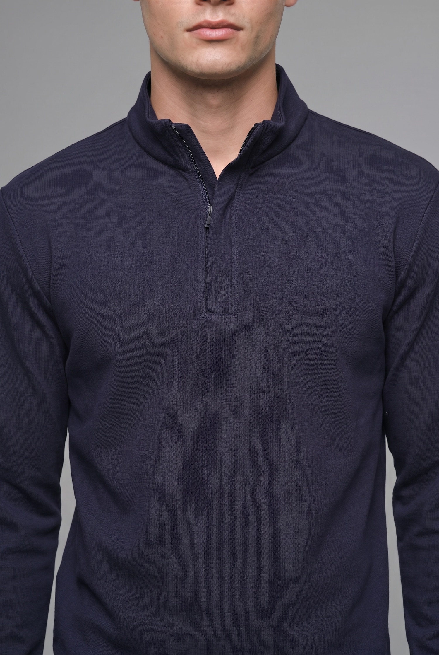 DeFacto Regular Fıt Yarım Fermuarlı Sweatshirt görsel 6