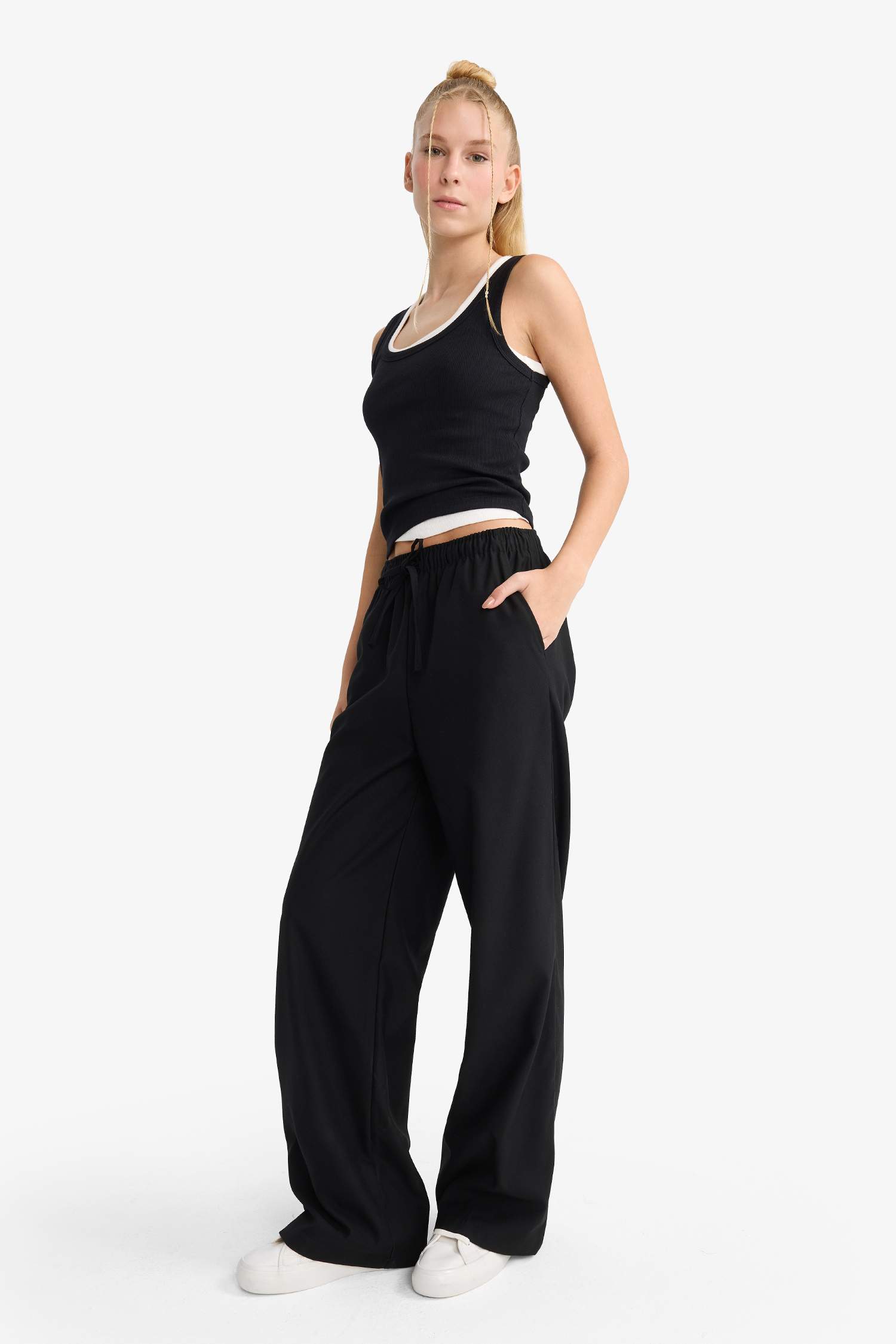 Wide Leg Trousers