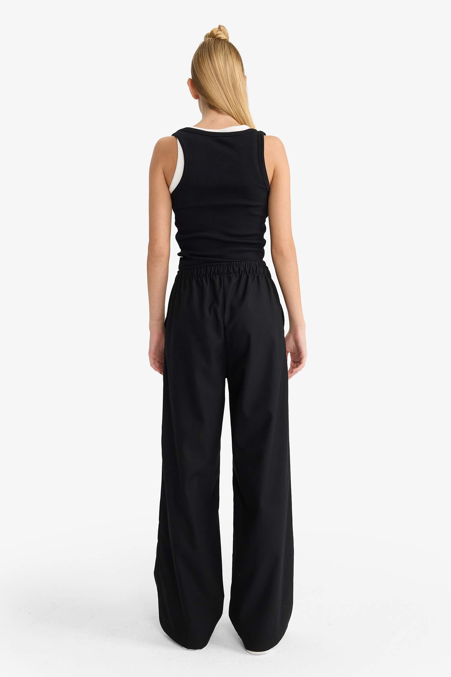 Wide Leg Trousers