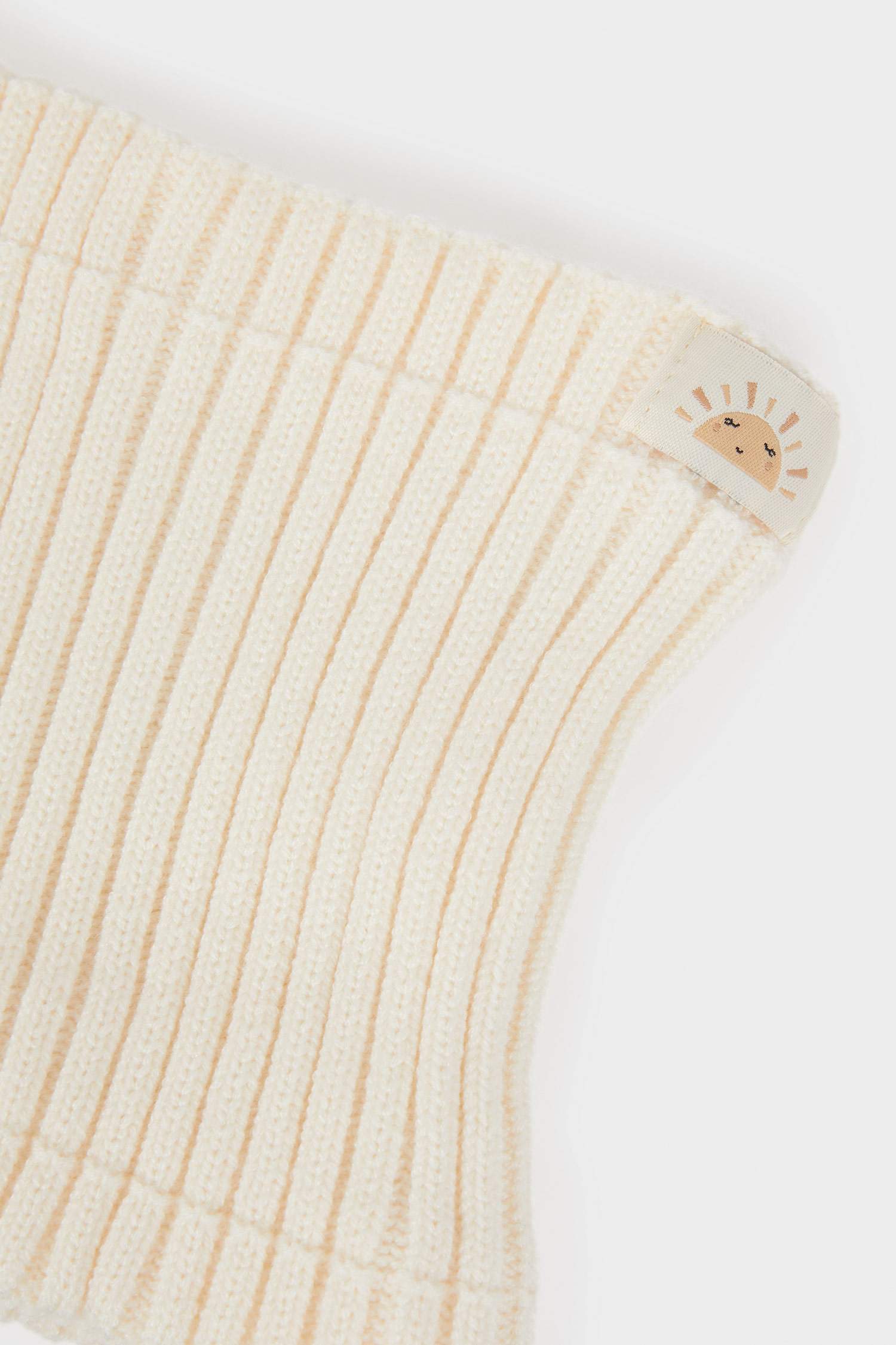 Kız Bebek İçi Polarlı Triko Boyunluk