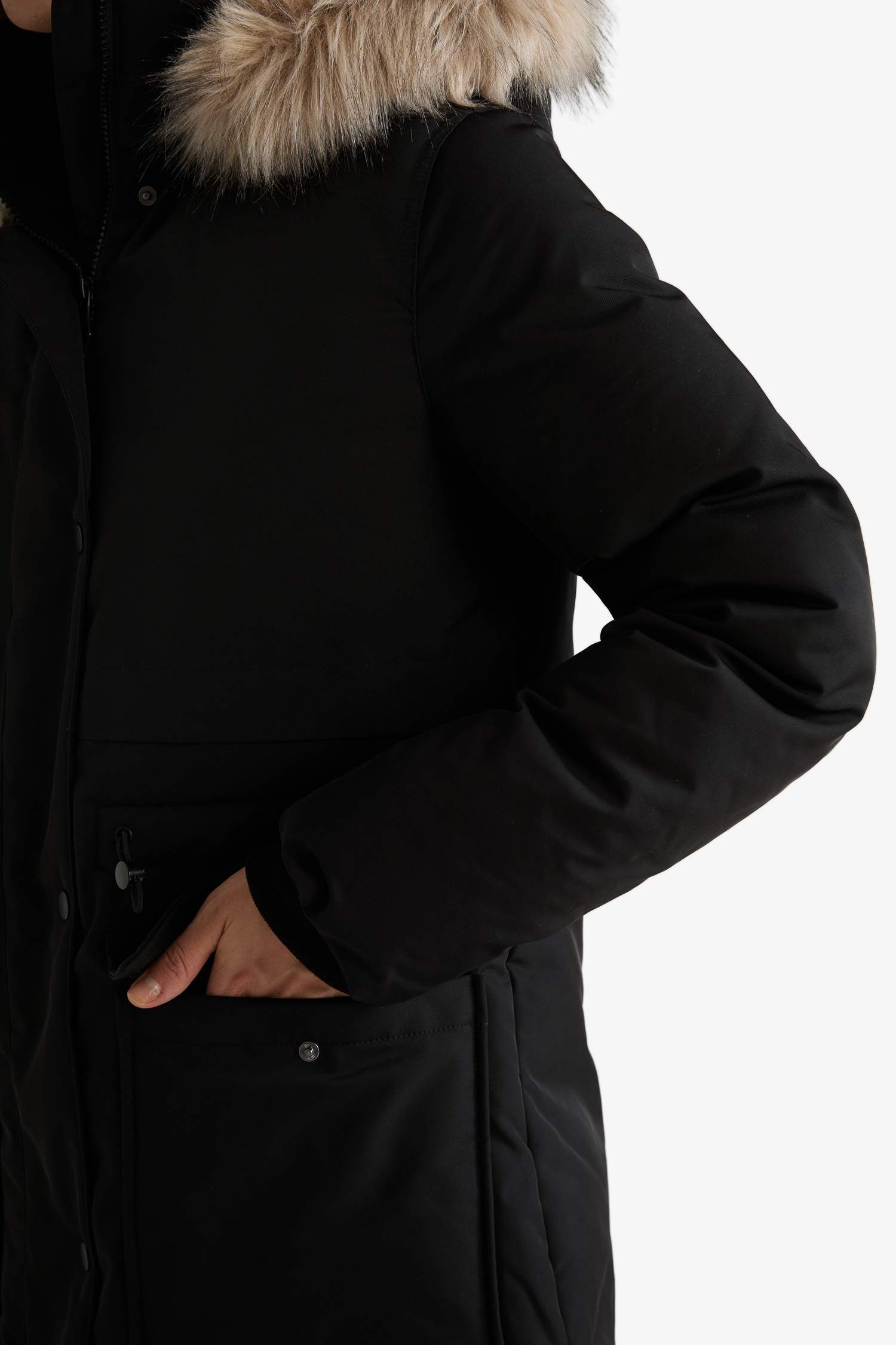 Su Geçirmez Relax Fit Kapüşonlu Parka