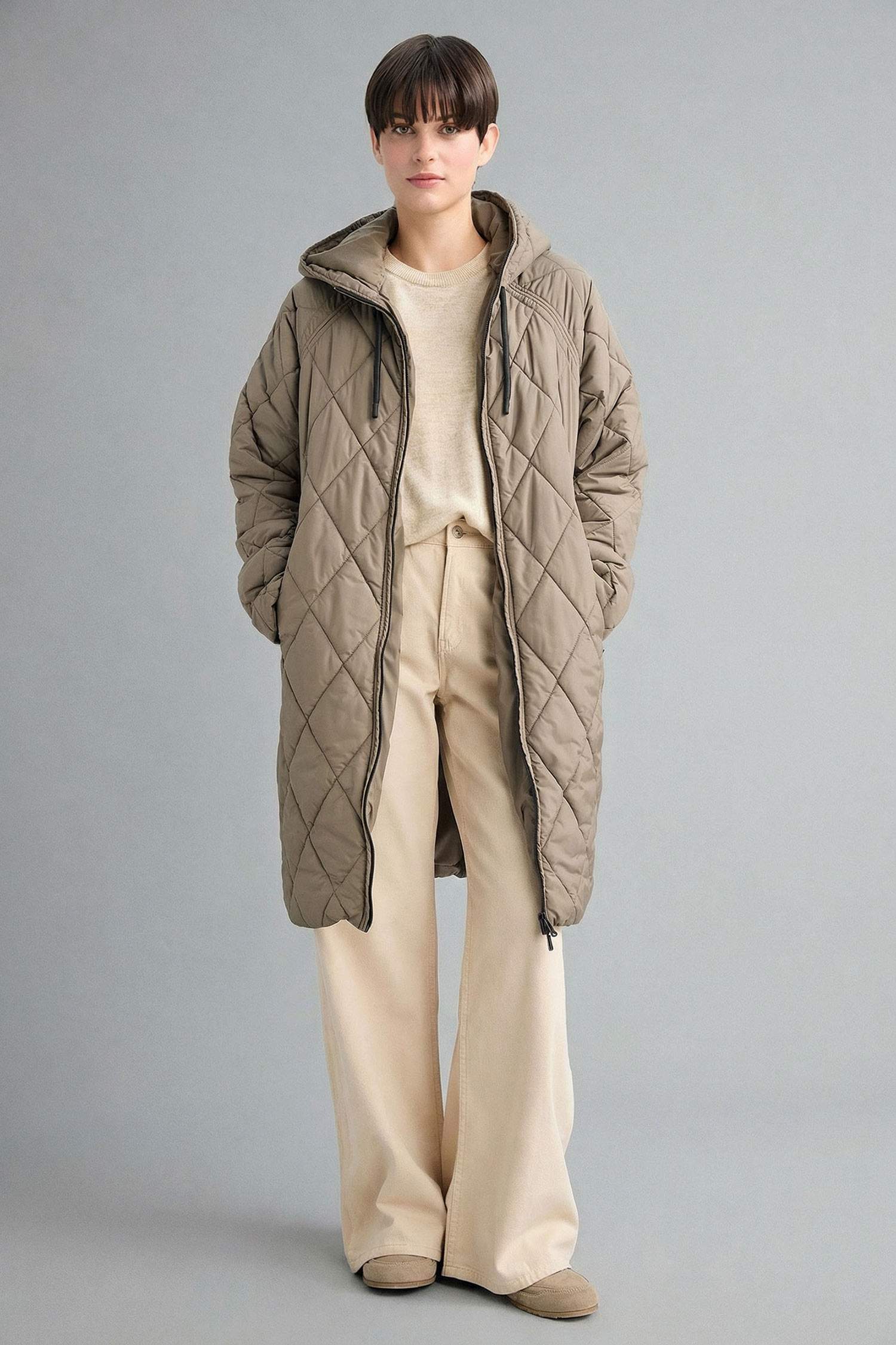 Regular Fit Kapüşonlu Kapitoneli Fermuarlı Parka