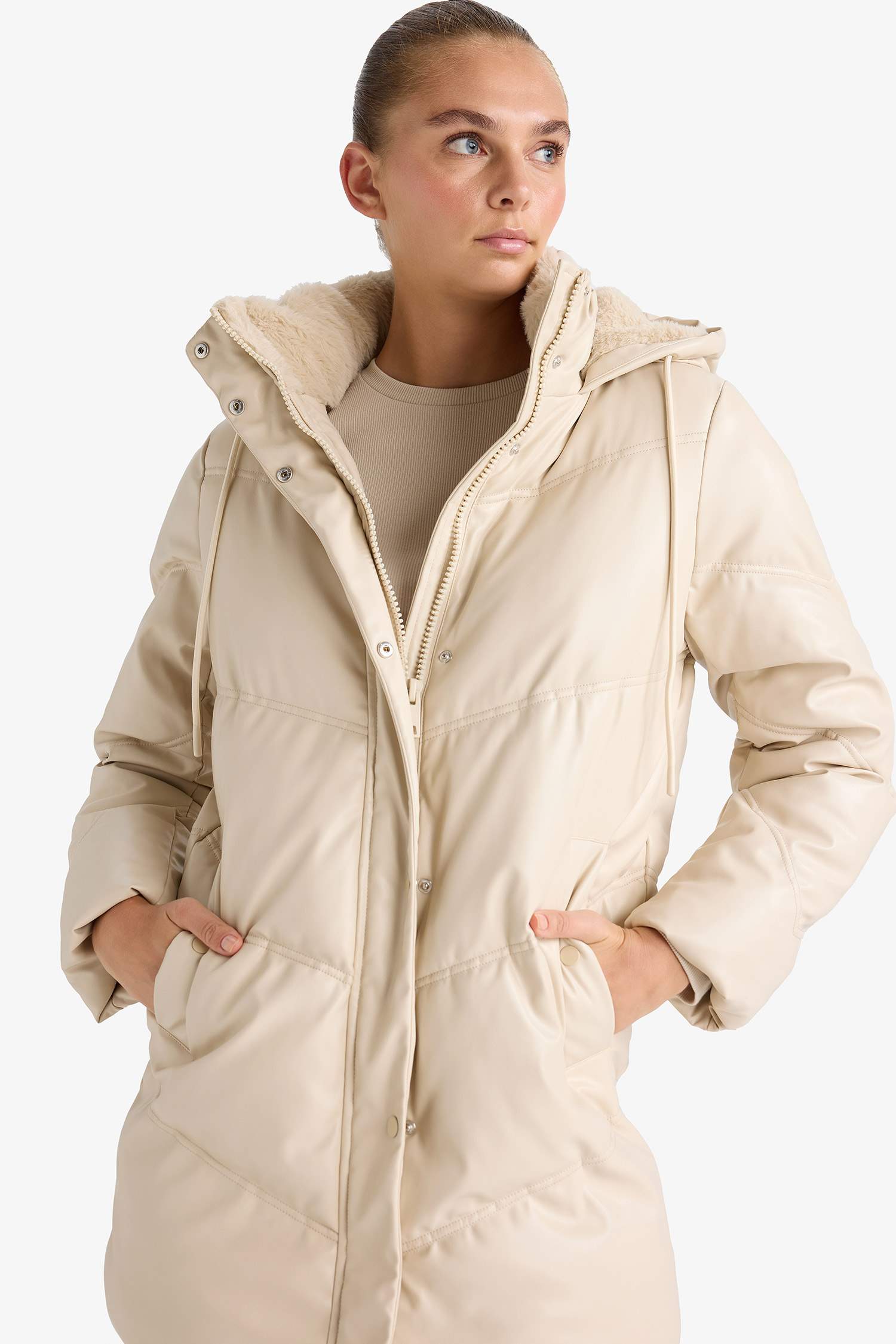 Su Geçirmez Relax Fit Kapüşonlu Suni Deri Parka