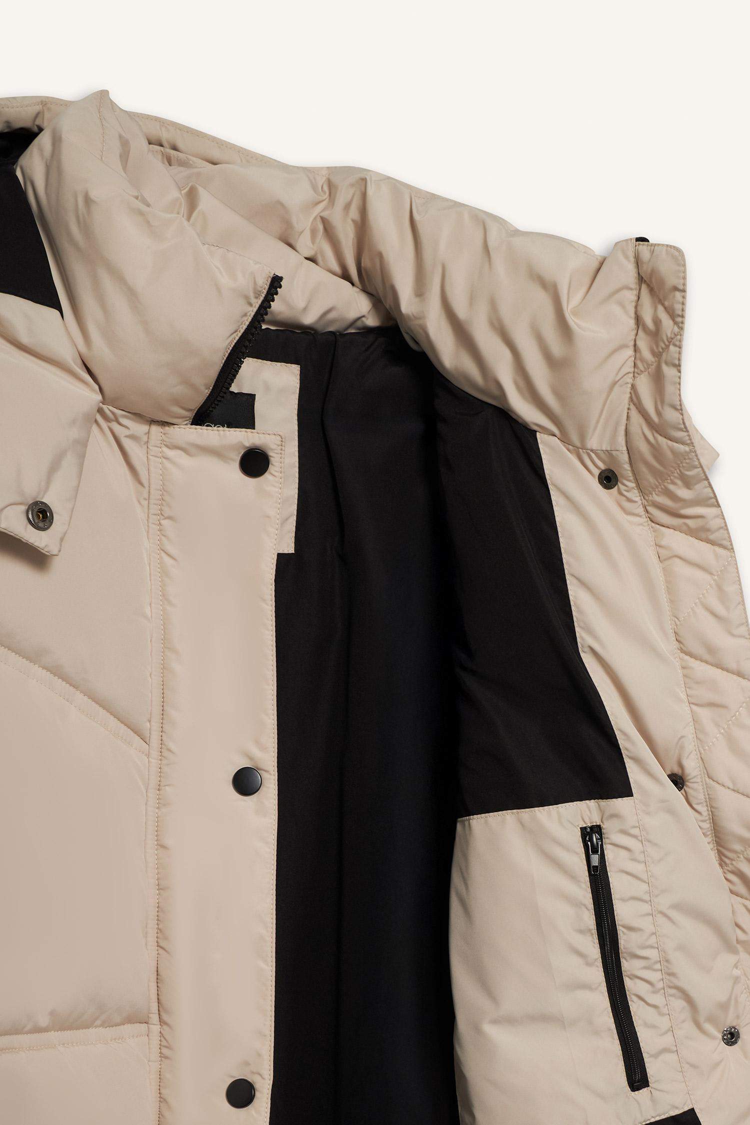 бас киімді Пальто