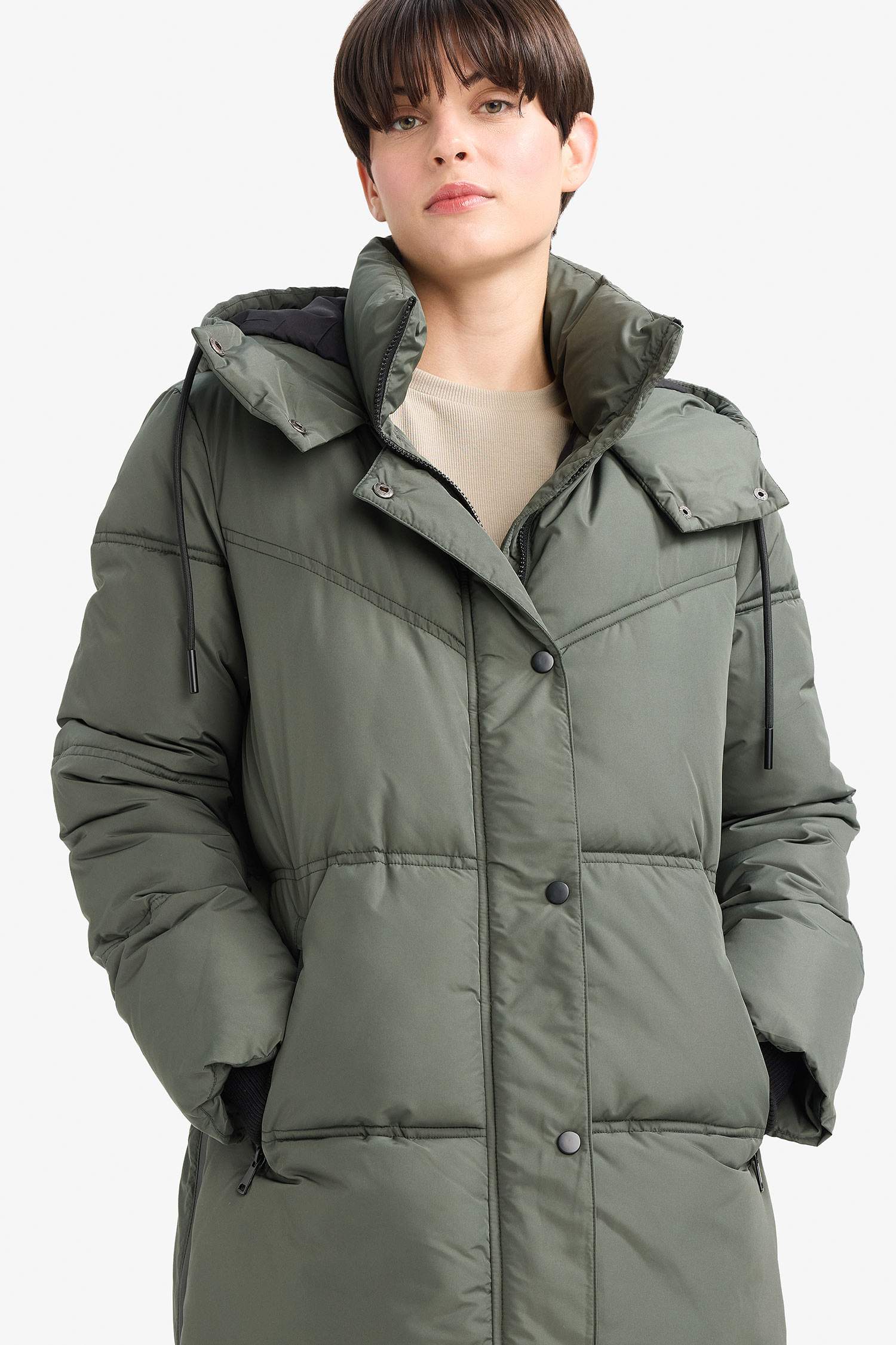 бас киімді Пальто