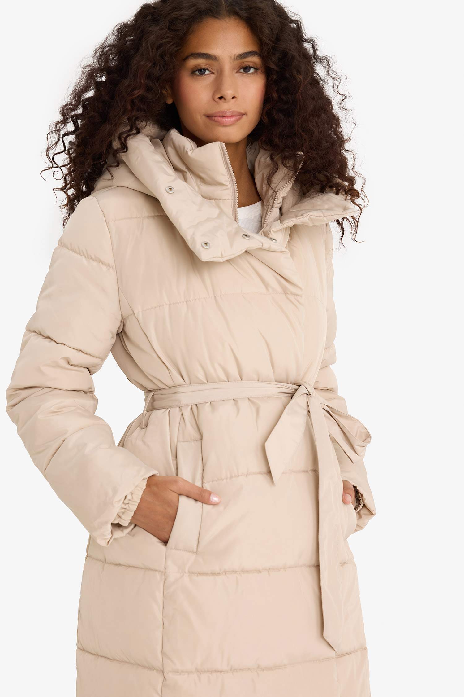 бас киімді Пальто