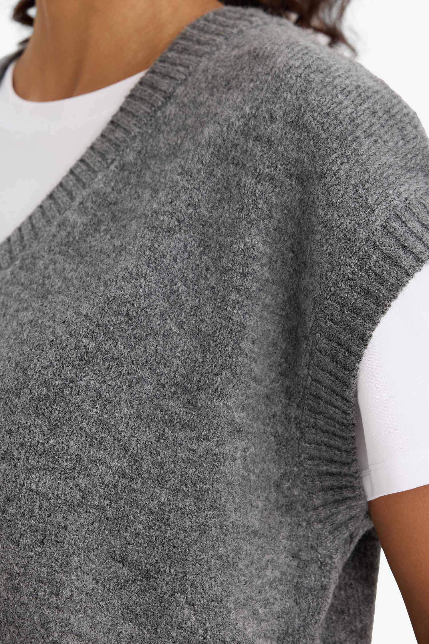 يلك صوف قصة عادية بياخة V