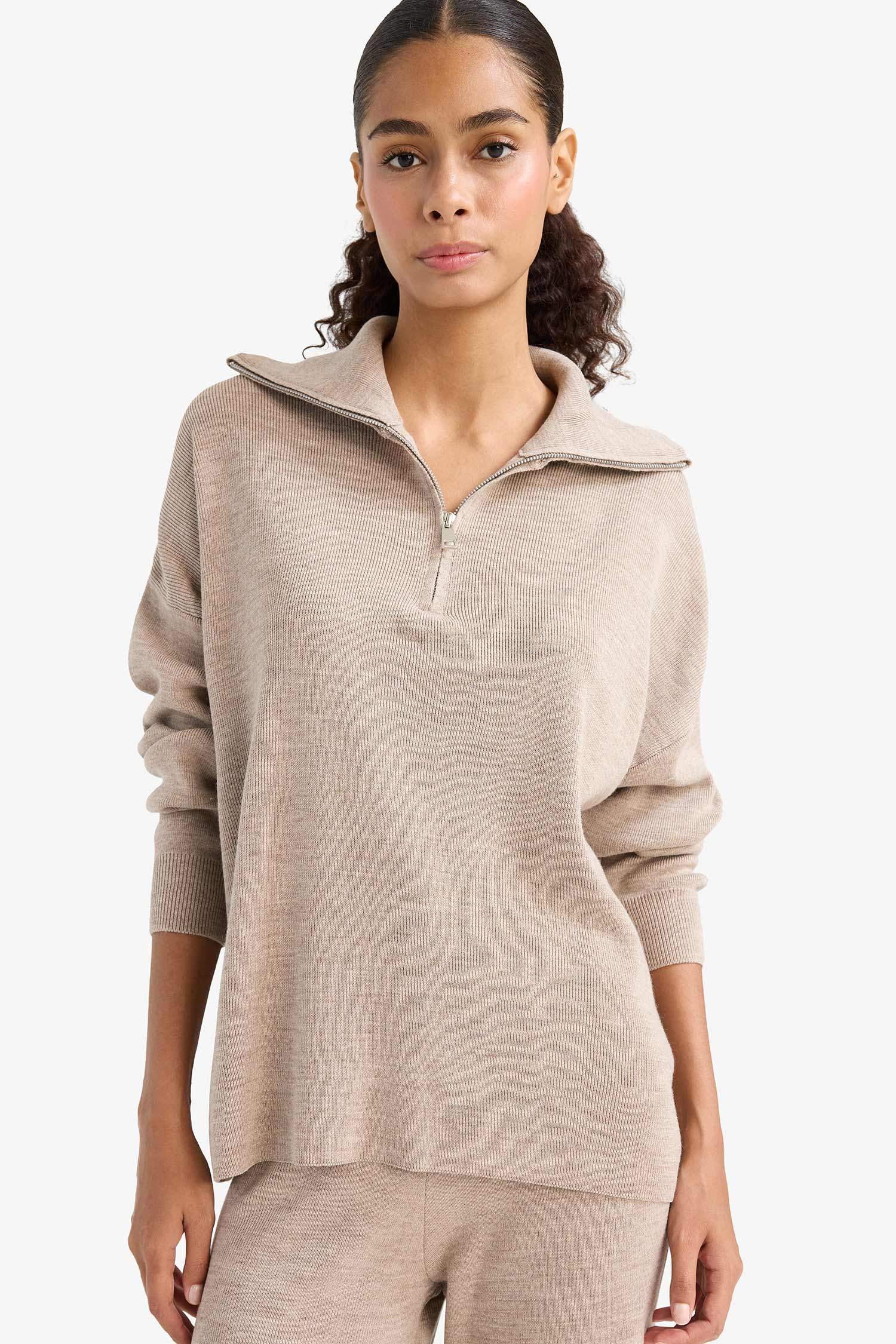 Regular Fit Half Zip Knit Pullover