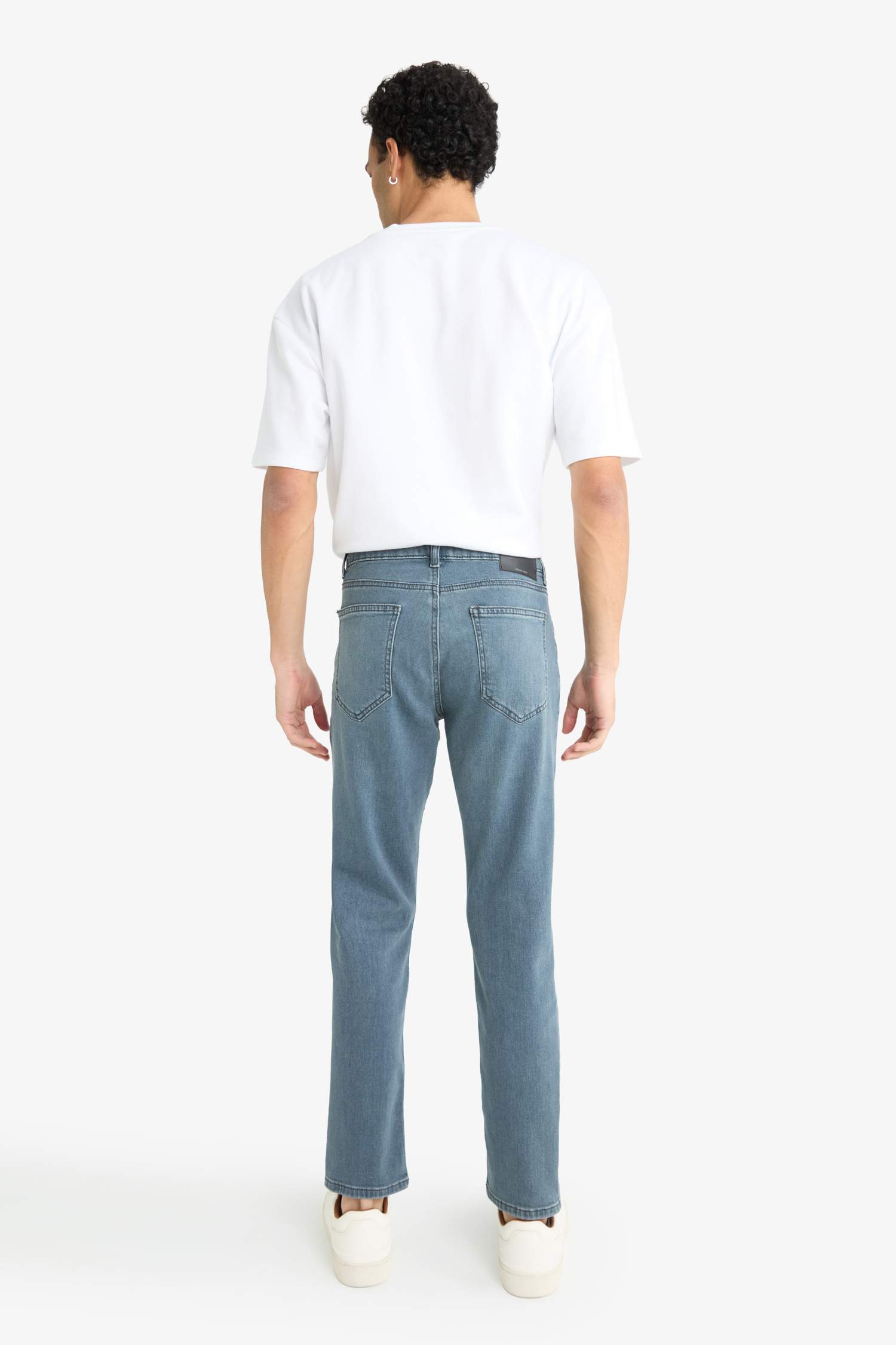 سروال جينز بيدرو سليم فيت بساق ضيق