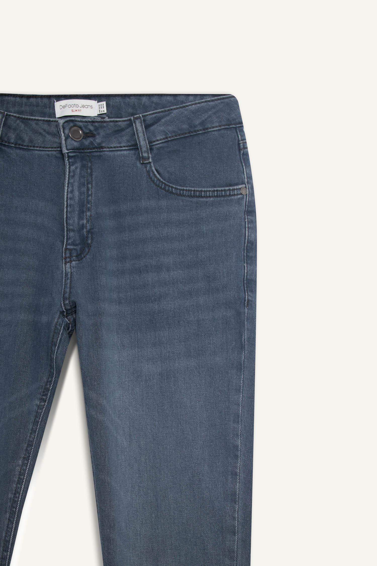 سروال جينز بيدرو سليم فيت بساق ضيق