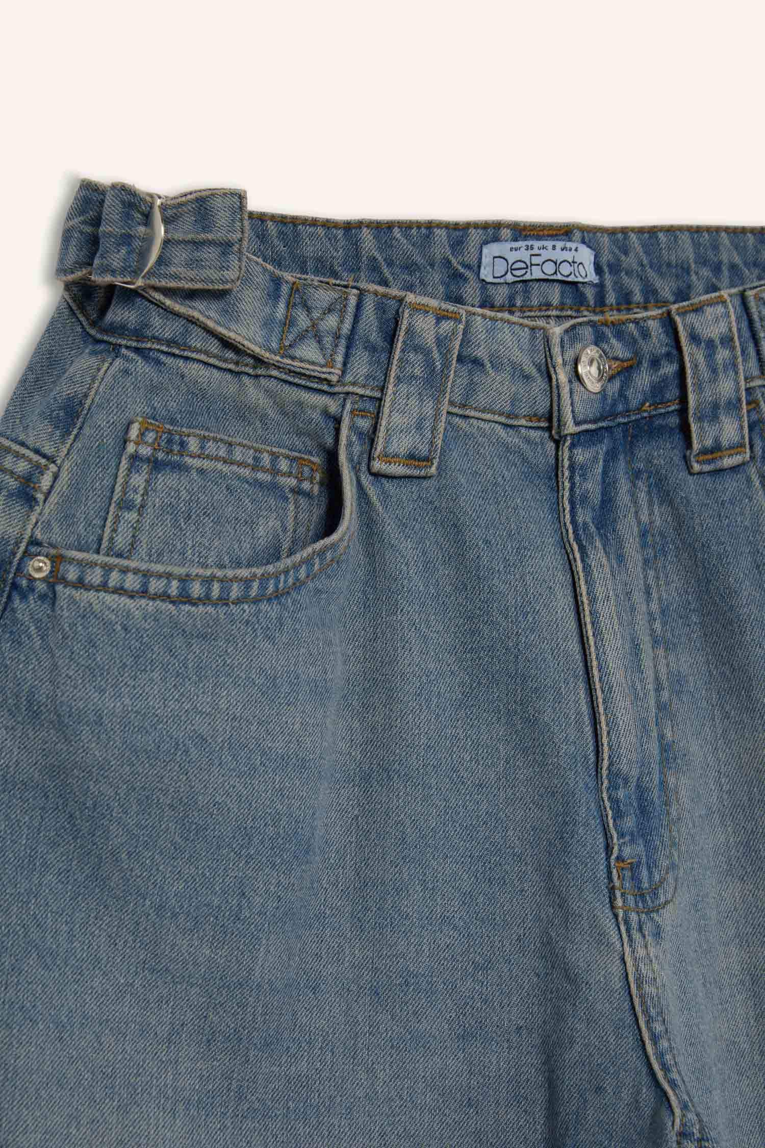 بنطرون جينز طويل بخصر عالي