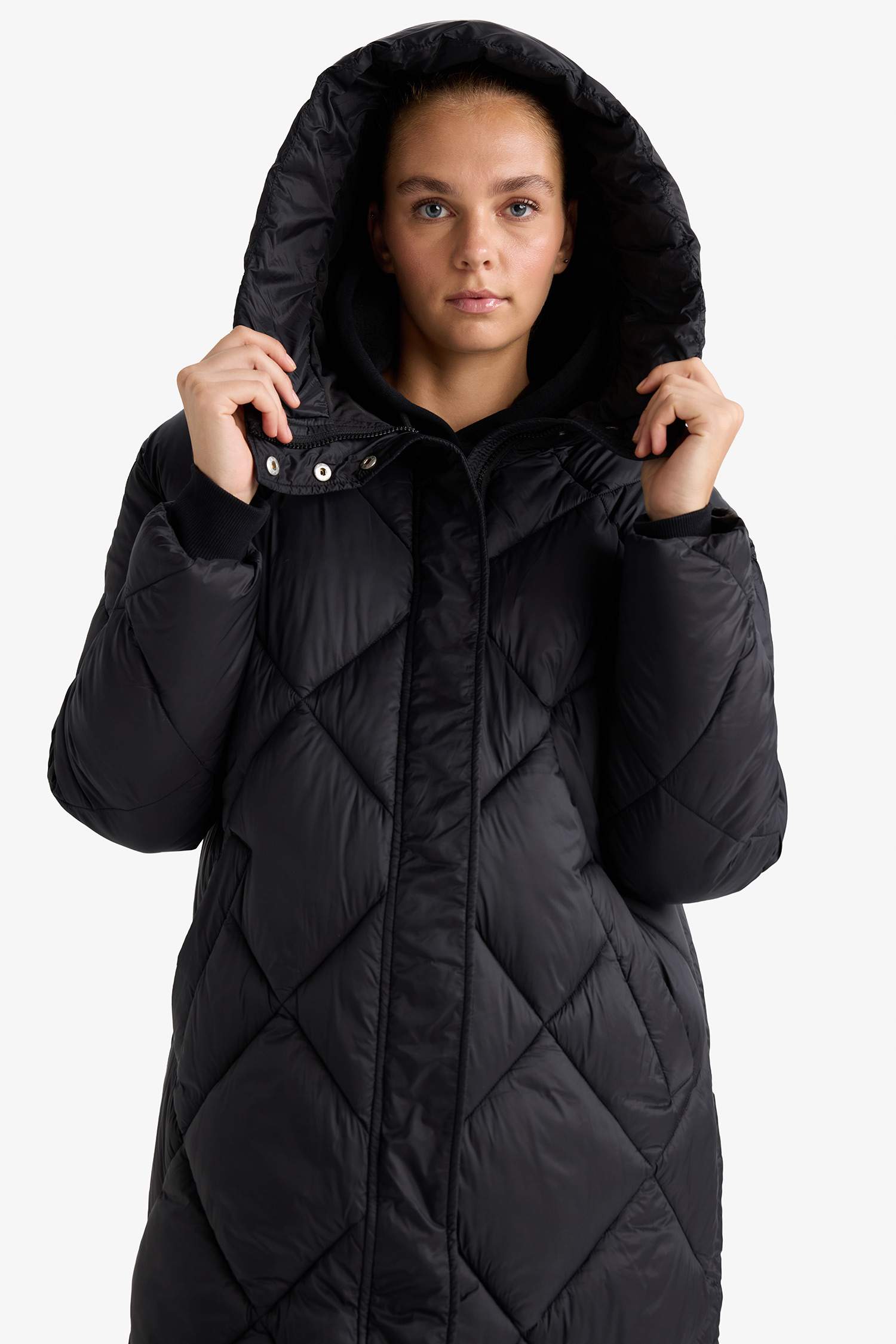 Куртка с капюшоном