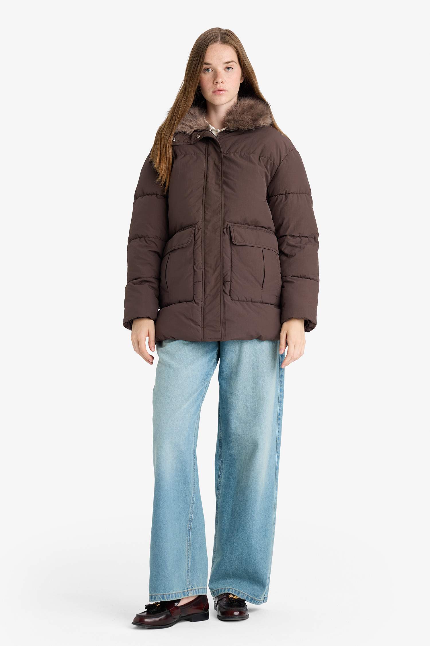 бас киімді Пальто