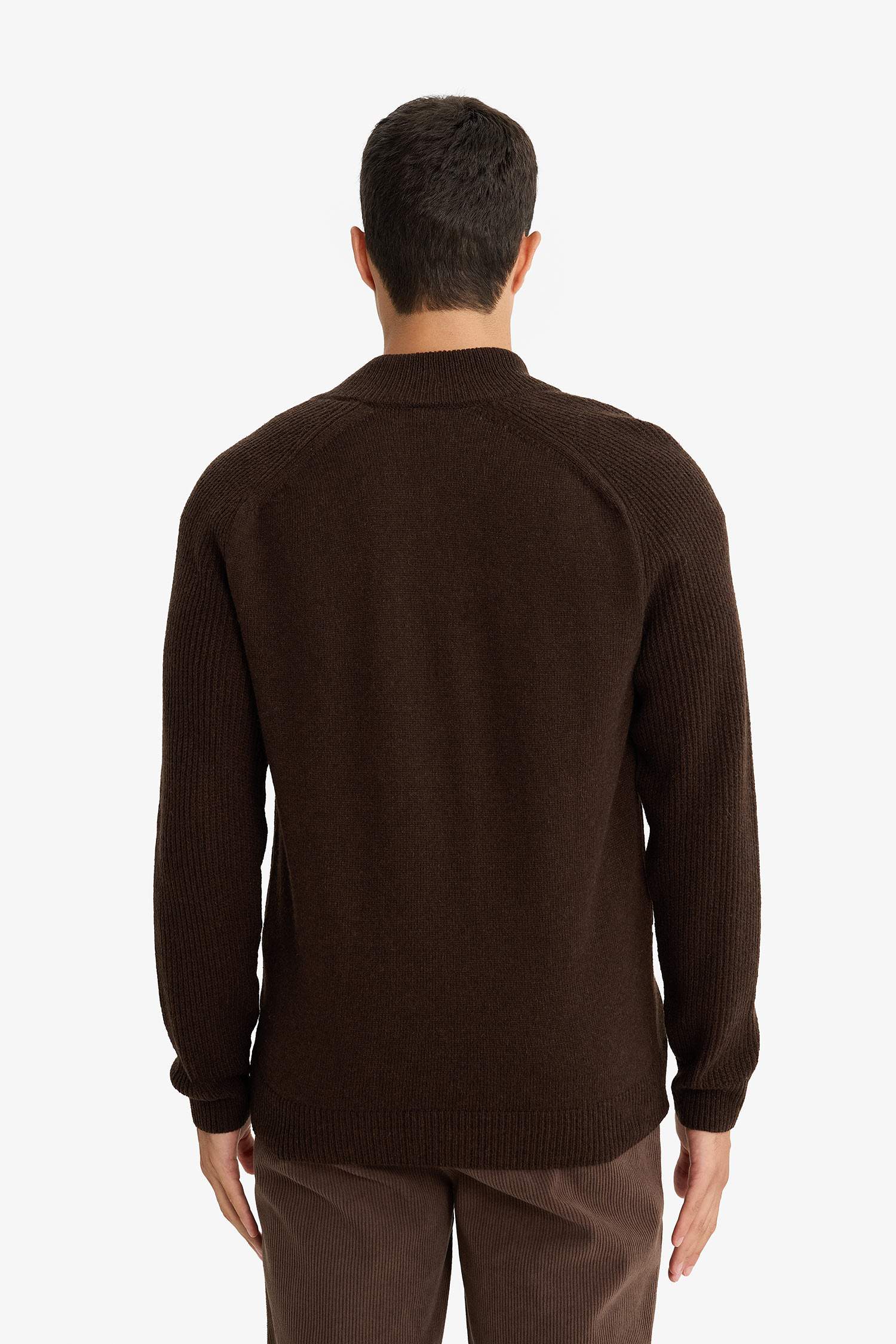 Standart Fit Dik Yaka Fermuarlı Yün Karışımlı Triko Hırka