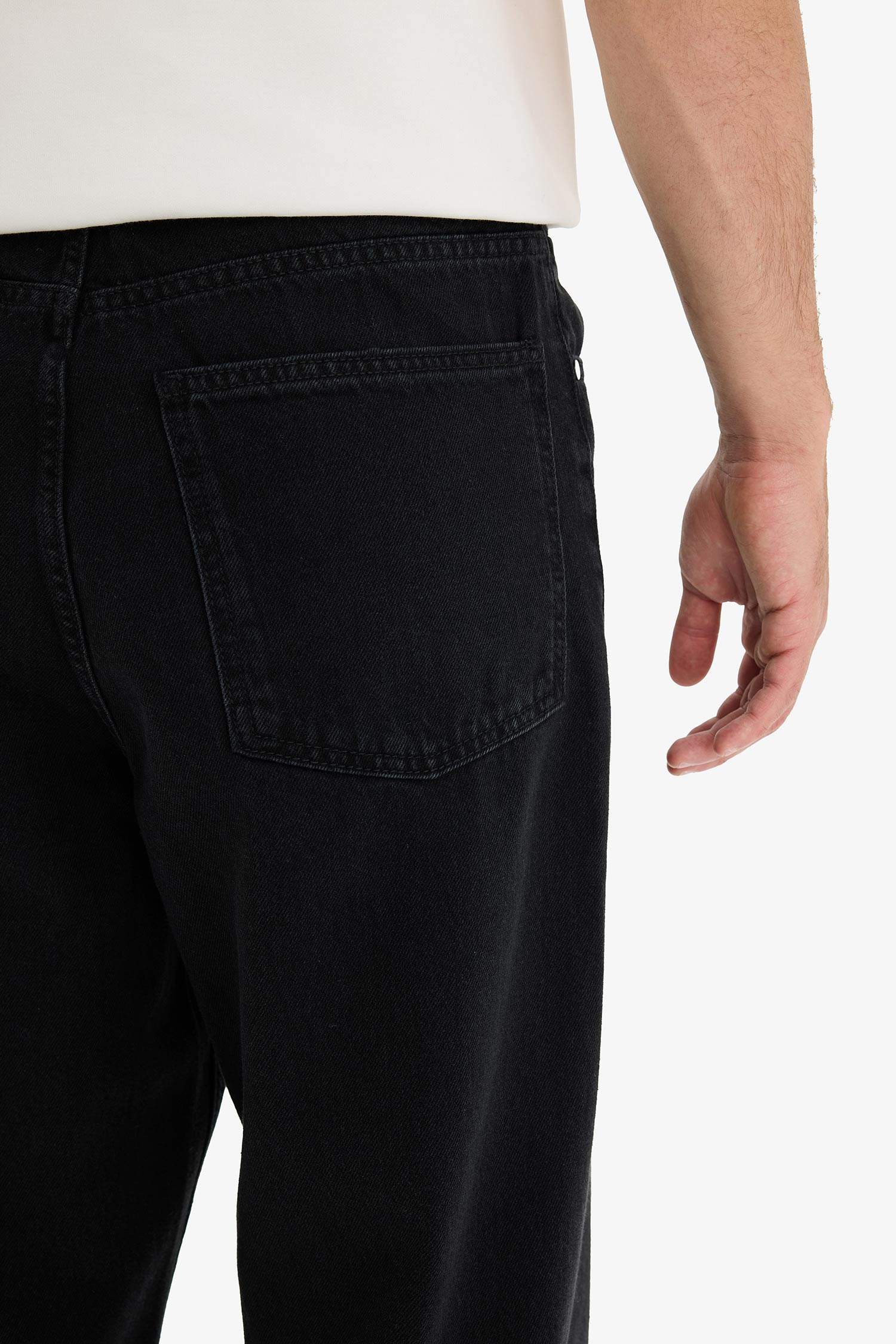Baggy Fit Geniş Paça Jean Pantolon