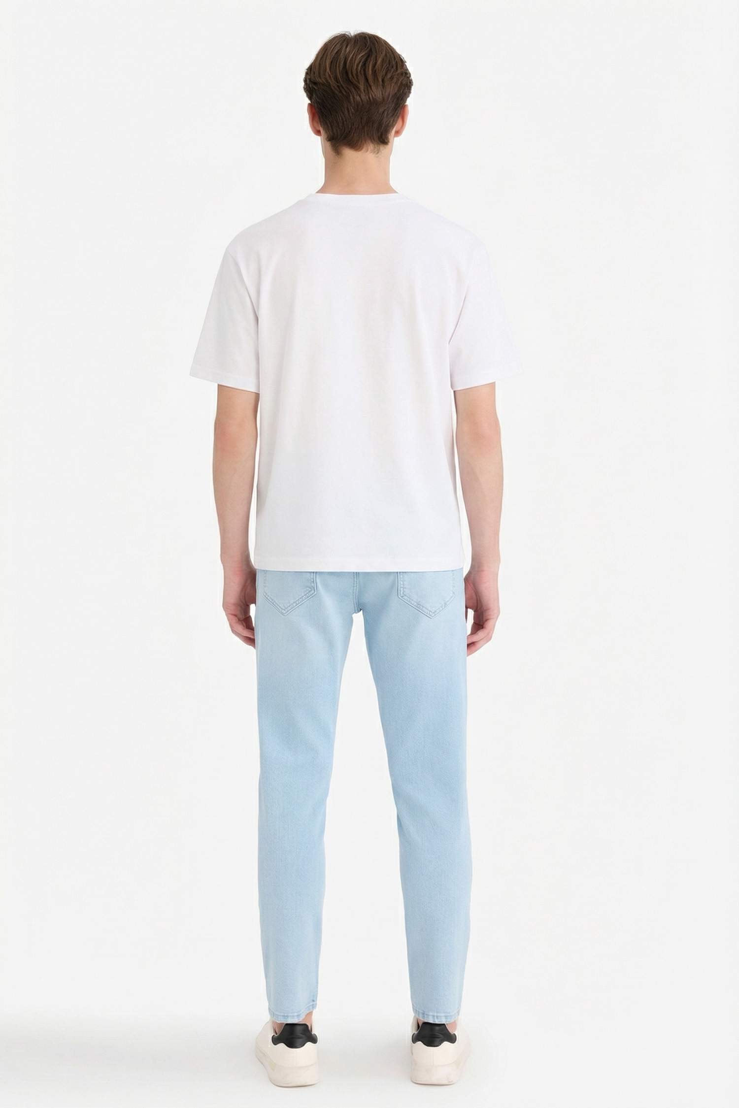 بنطرون جينز بيدرو سليم فيت برجل ضيق