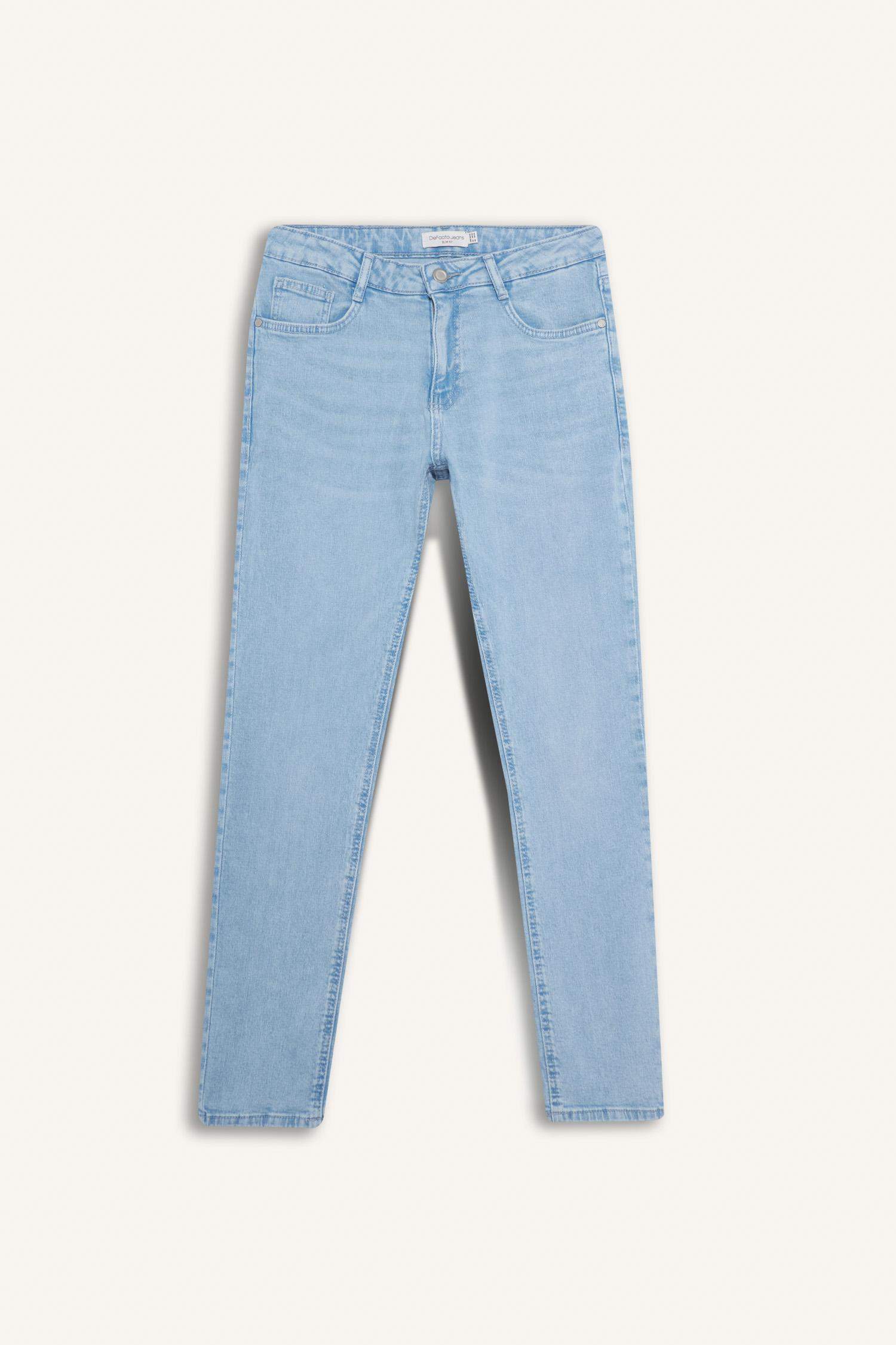 بنطرون جينز بيدرو سليم فيت برجل ضيق