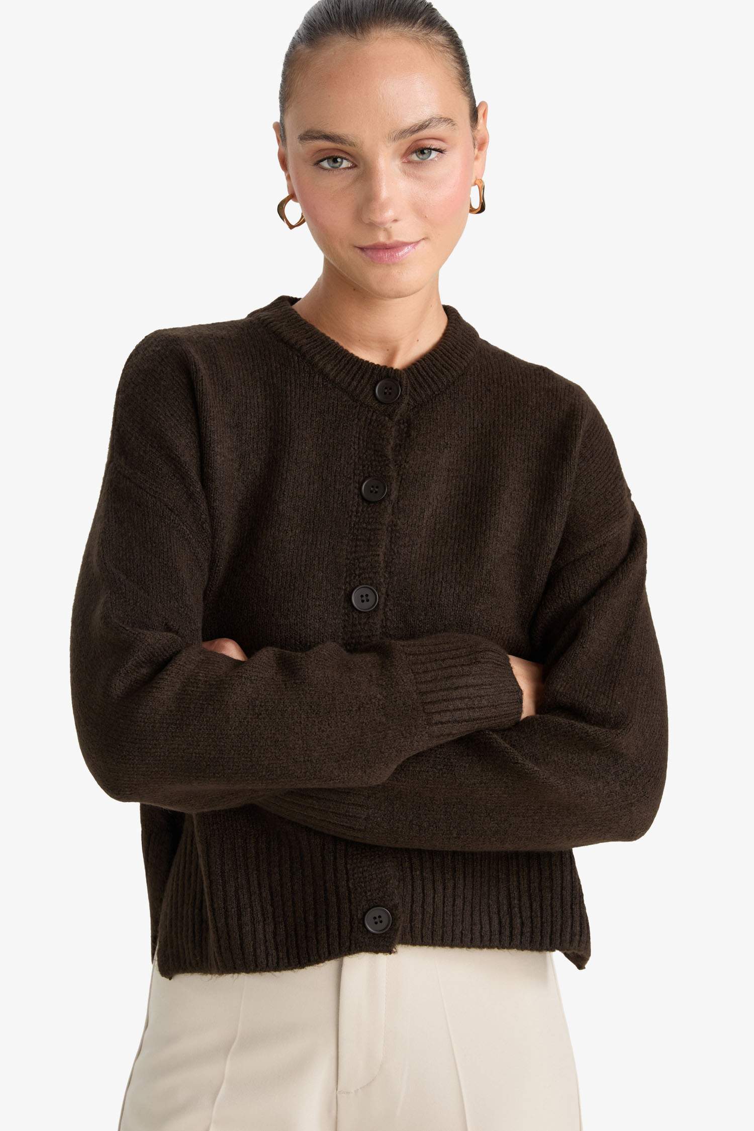 Regular Fit Bisiklet Yaka Düğmeli Triko Hırka