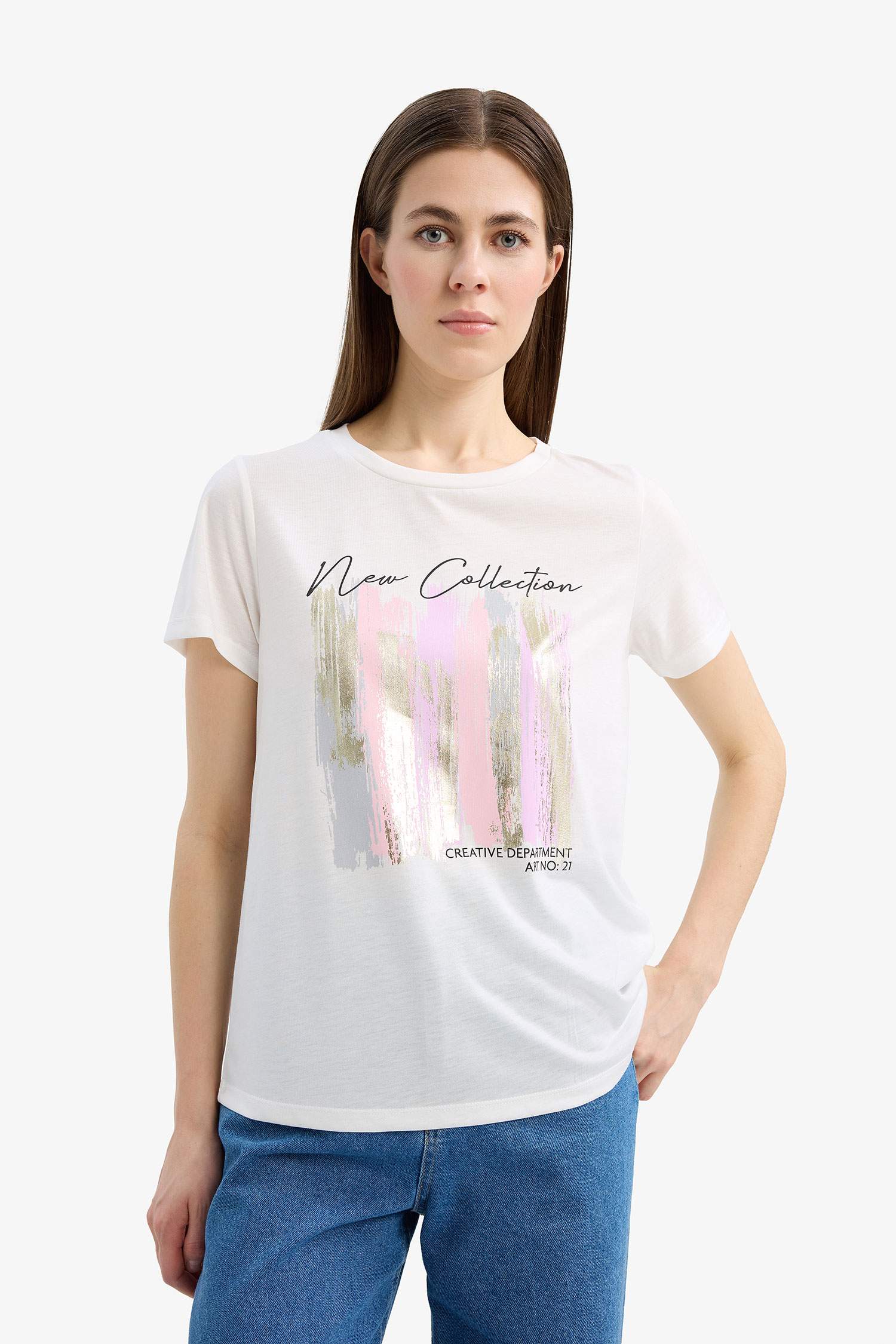 تيشيرت نص كم قصة عادية بياقة مستديرة مطبوع