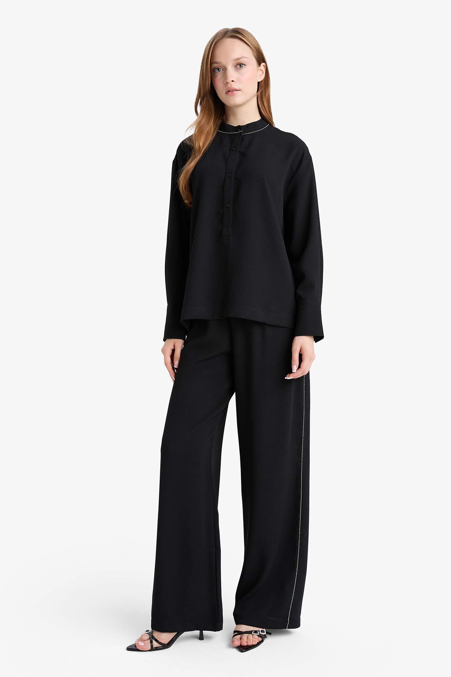 Wide Leg Crepe Trousers