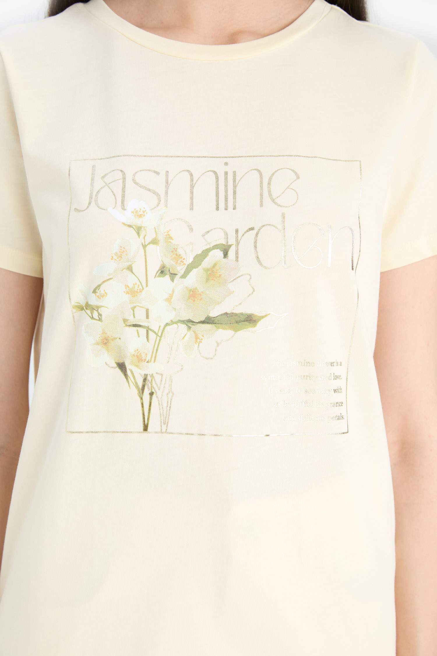 Regular Fit Crew Neck Photo Floral Cotton T-Shirt