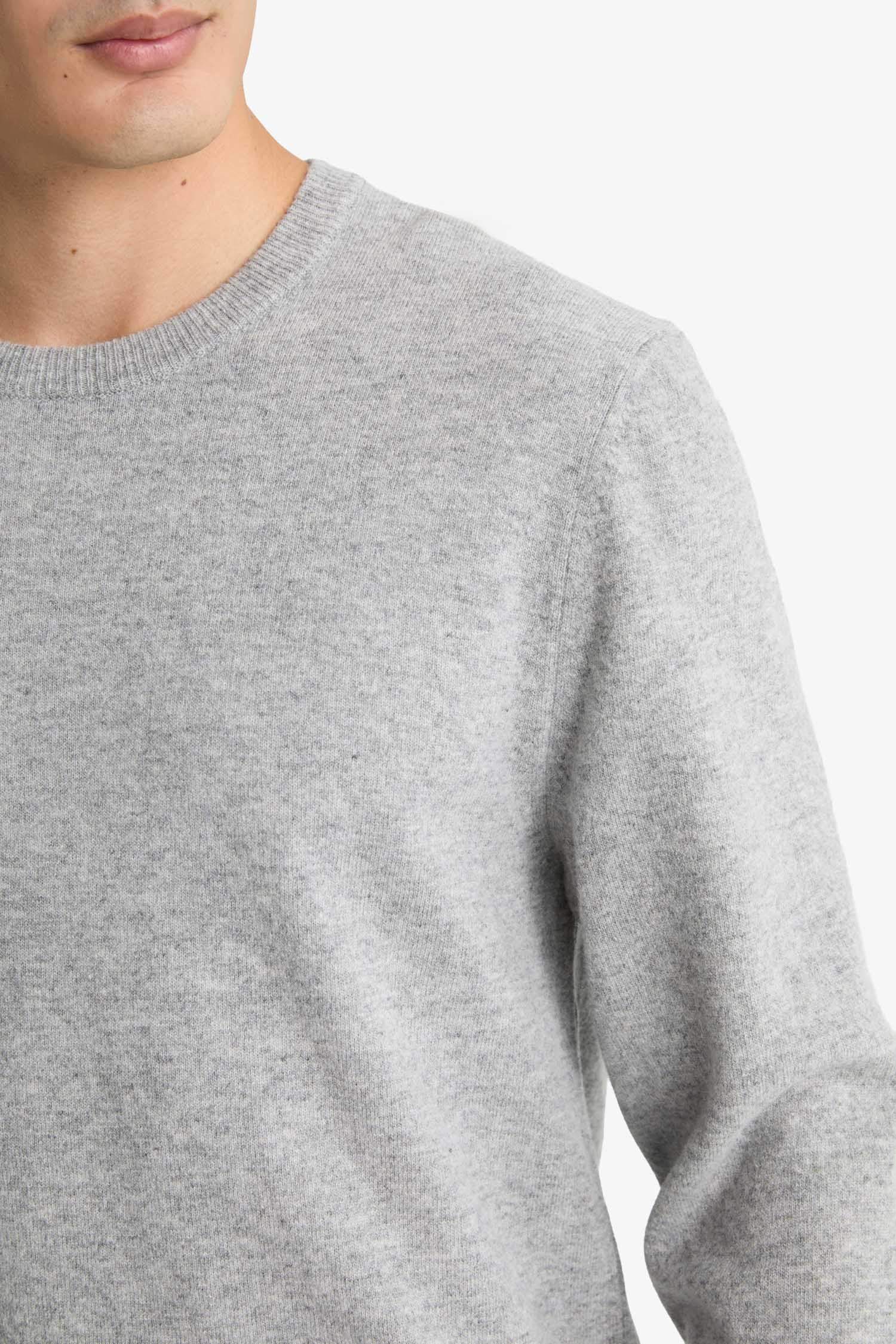 Standard Fit Crew Neck Knitwear Pullover
