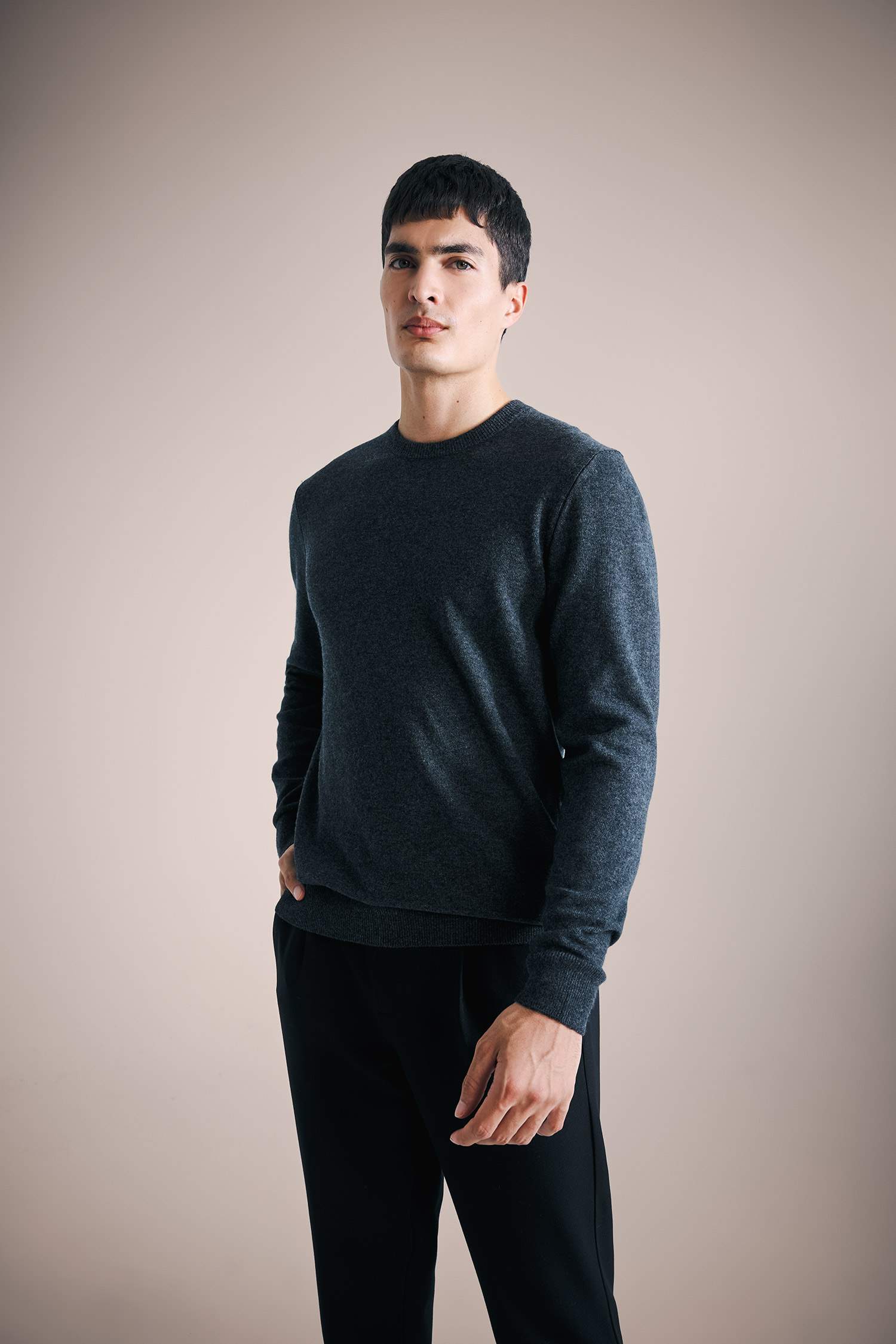 Standard Fit Crew Neck Knitwear Pullover