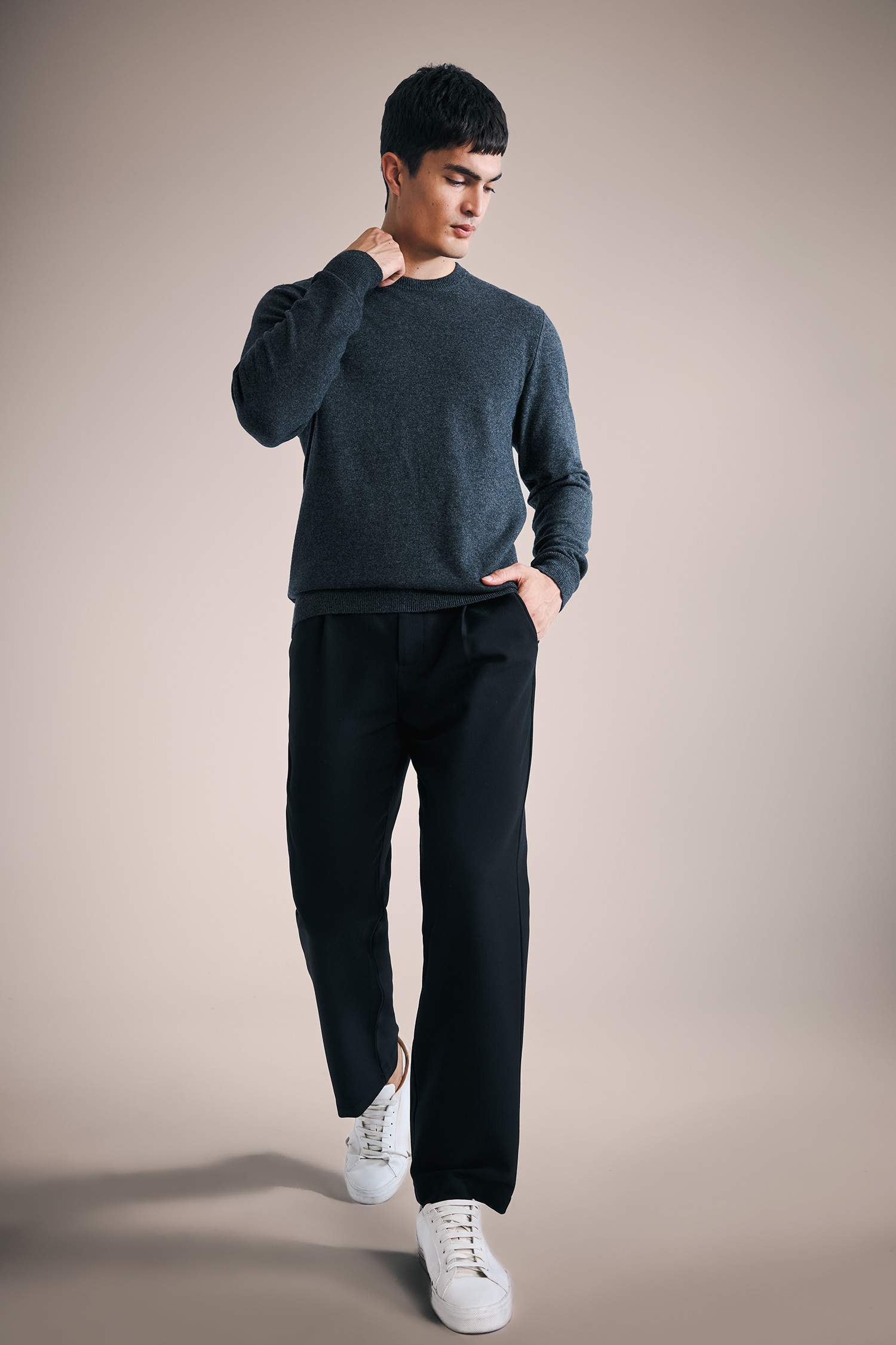 Standard Fit Crew Neck Knitwear Pullover