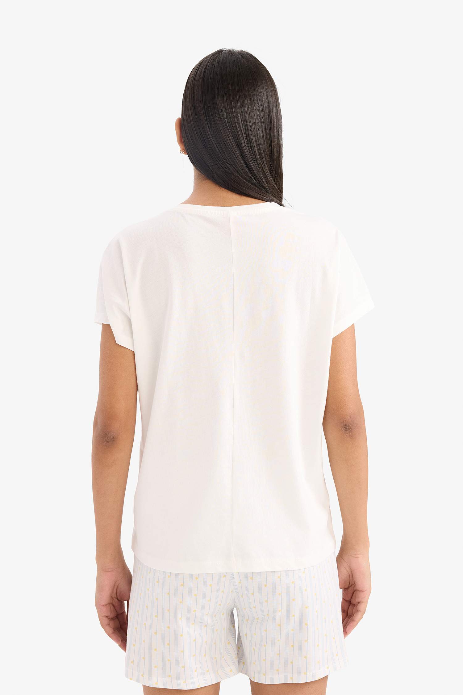 Pijama Takımı Kısa Kollu Üst Beli Lastikli Şort-Fall in Love