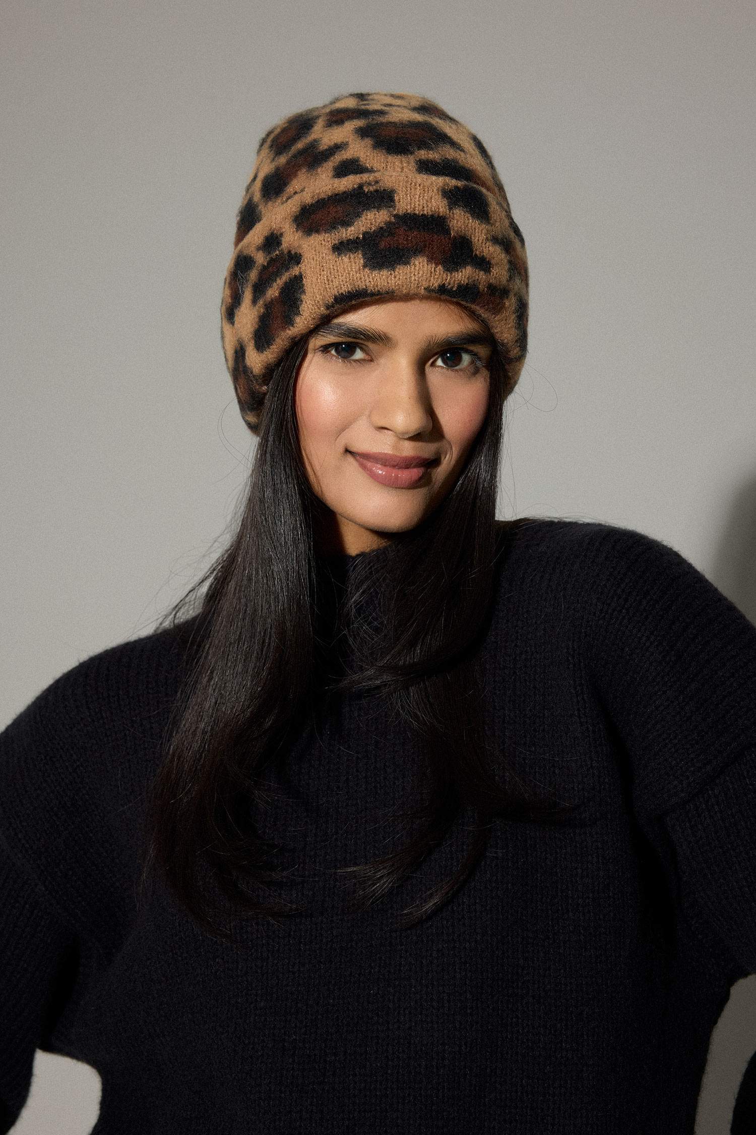 Женская шапка