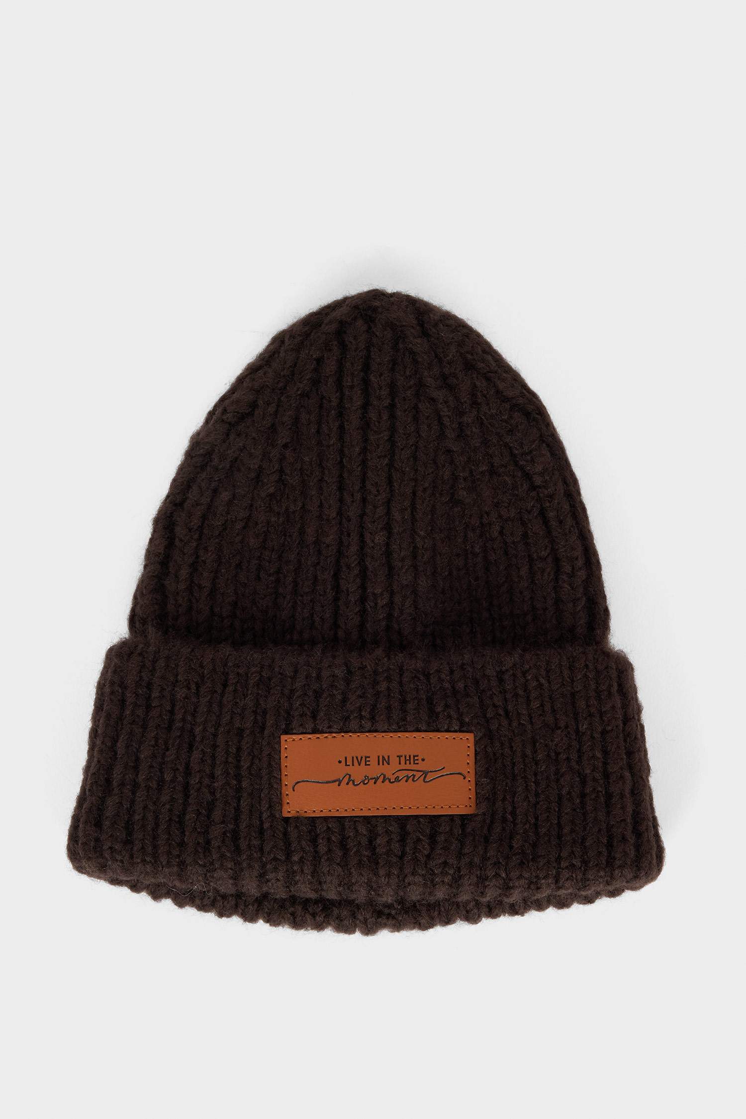 Kadın Dokuma Etiketli Bere