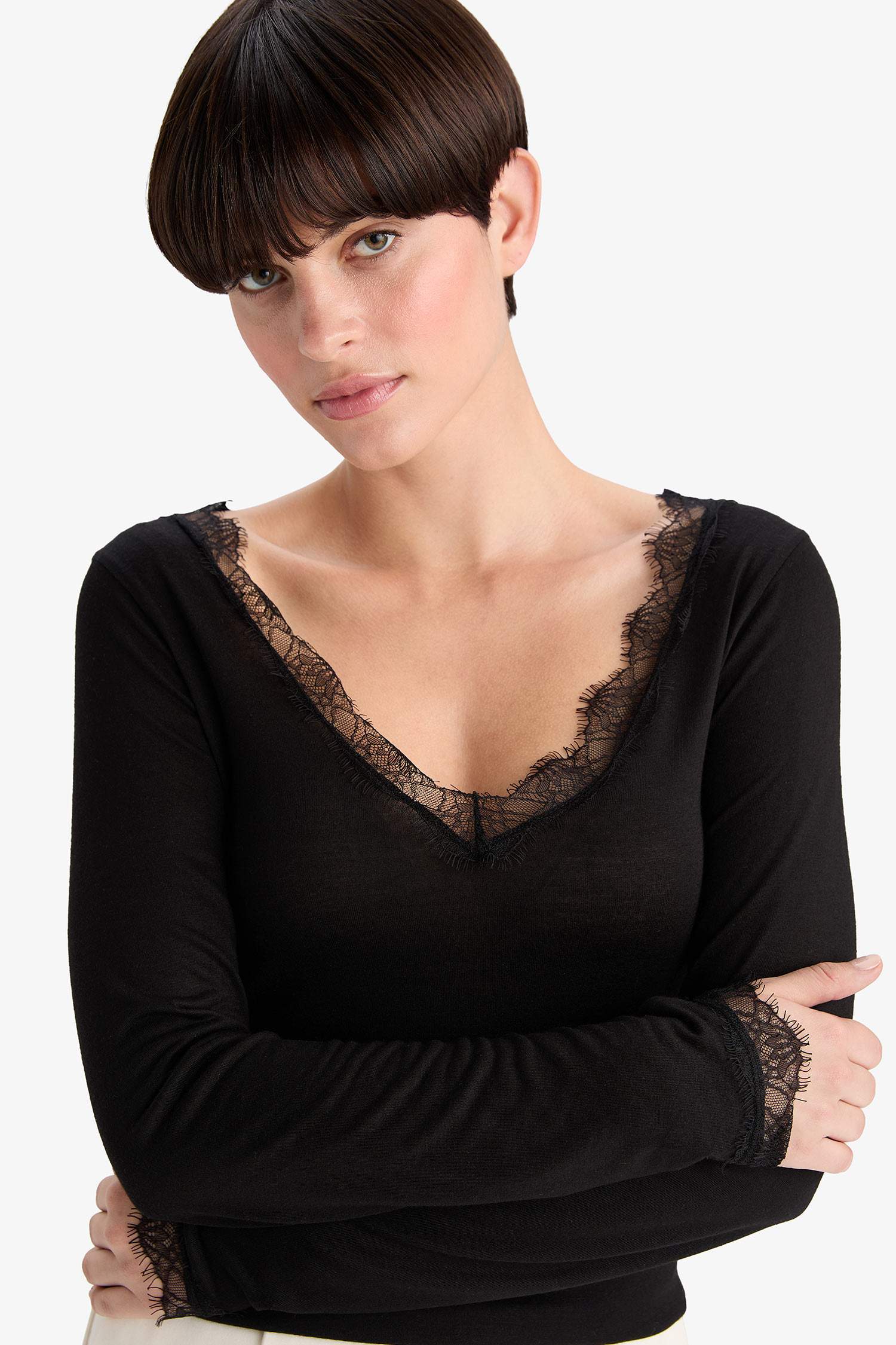 بلوزة بيجاما دانتيل محكم ملمس ناعم من Fall in Love