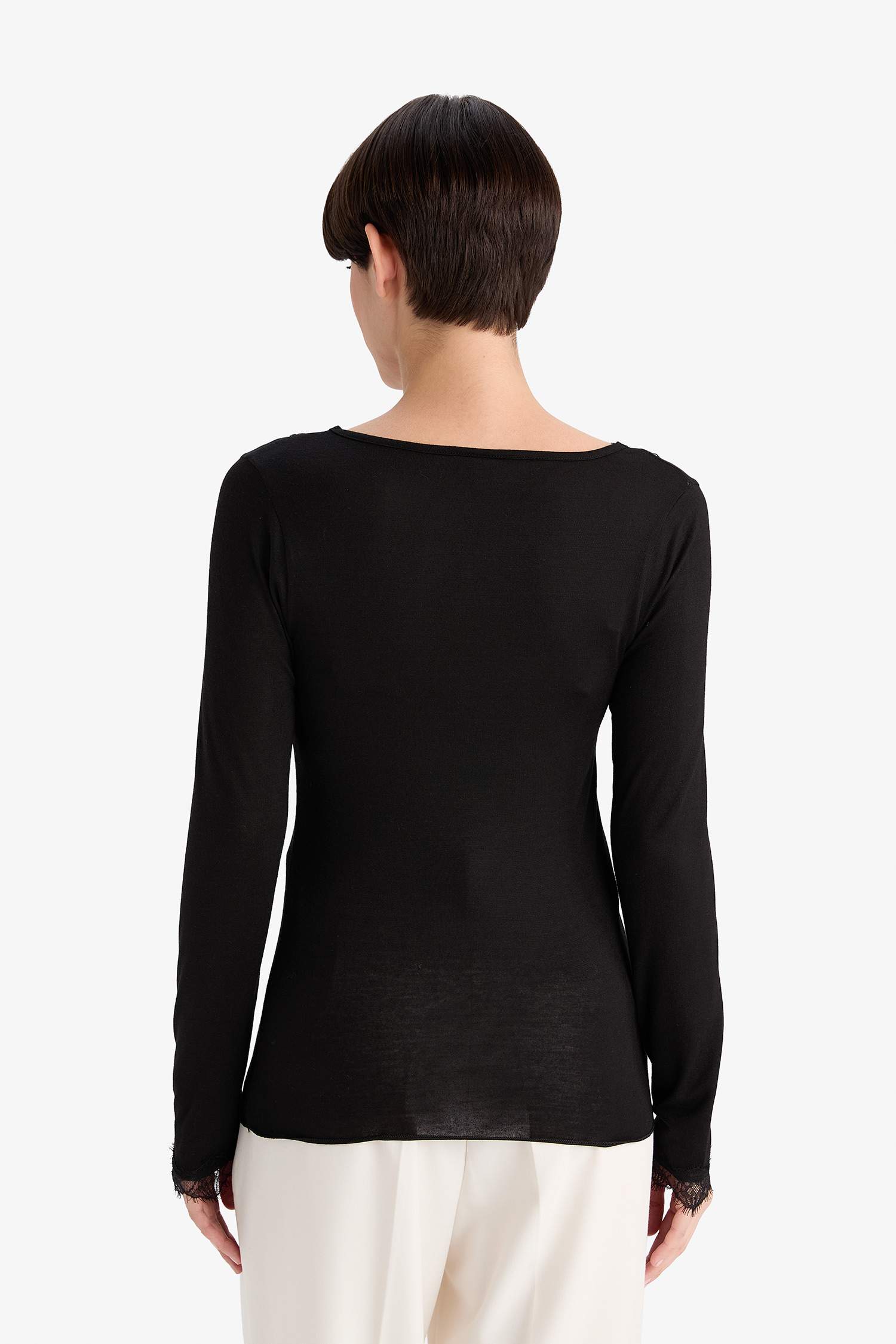 Modal Kaşmir Yumuşak Dokulu Dantelli Uzun Kollu Üst