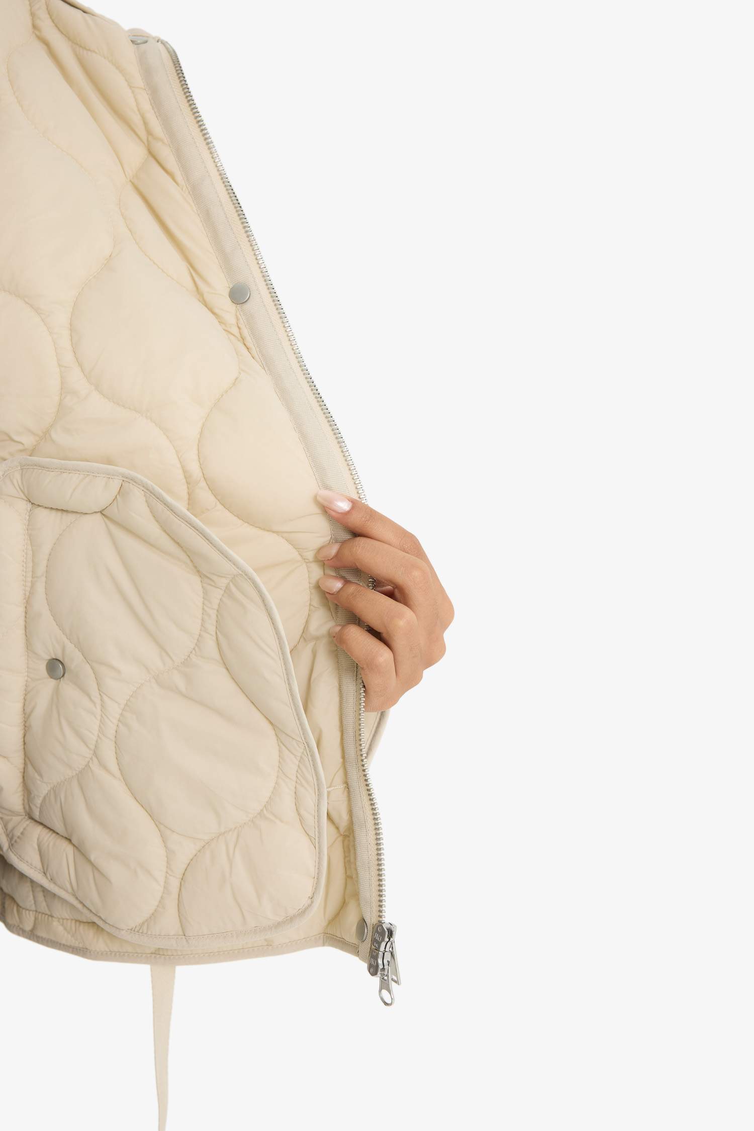 Su Geçirmez Regular Fit Çıtçıtlı Fermuarlı Kapitoneli Mont