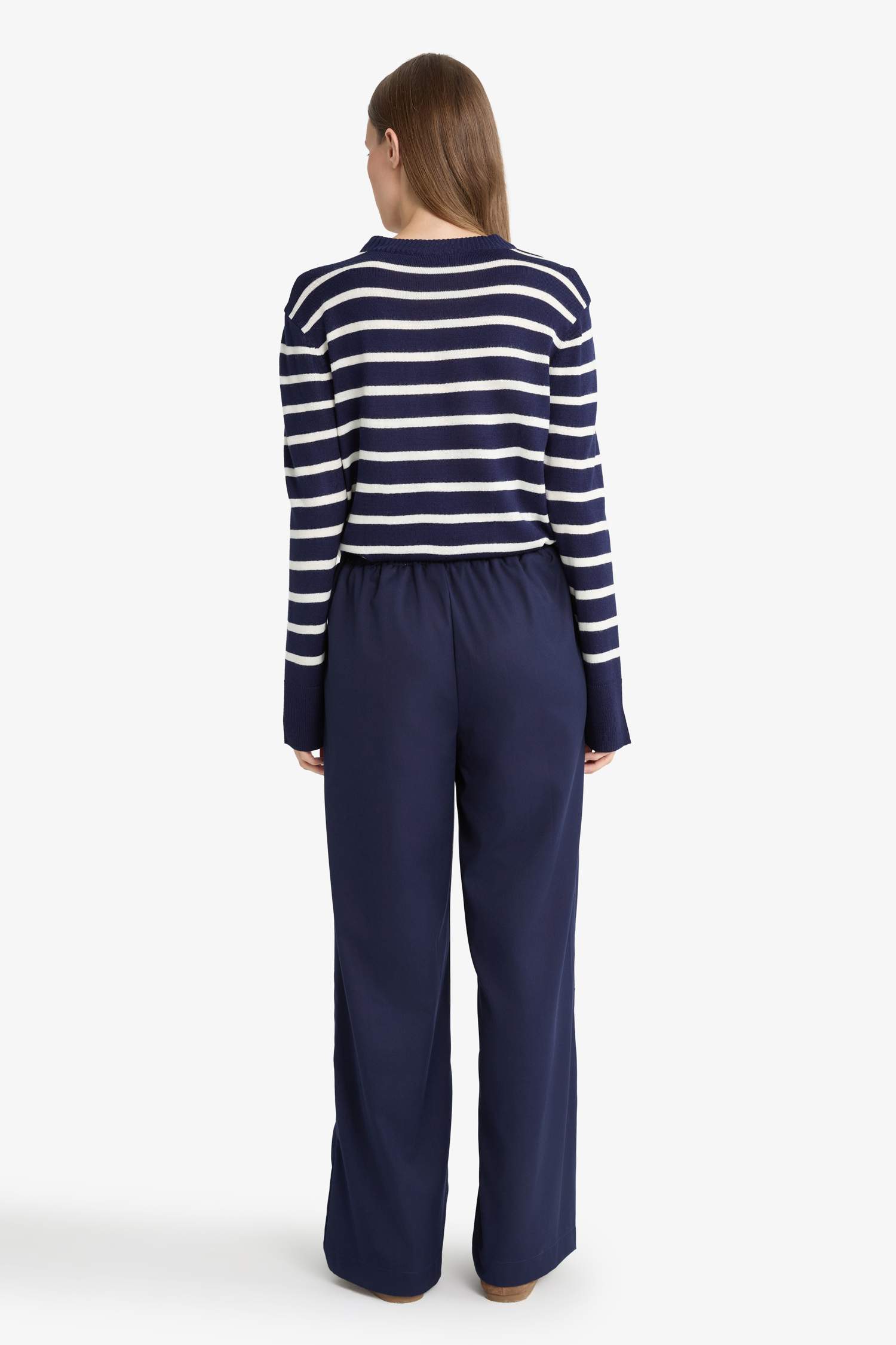 بنطلون وايد ليج برجل واسع