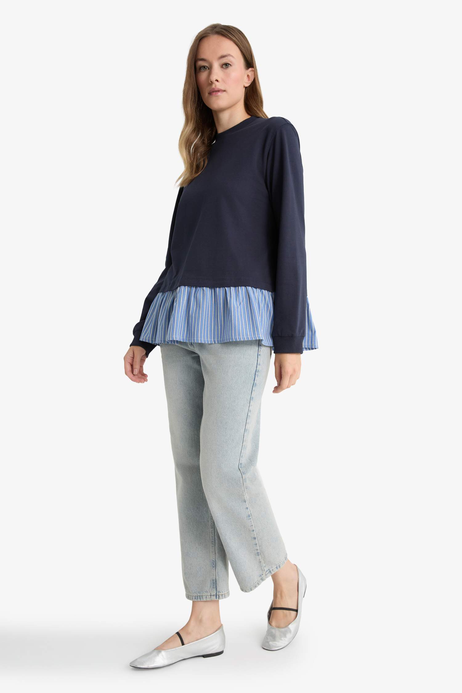 Regular Fit Bisiklet Yaka Etek Ucu Detaylı Sweatshirt Tunik