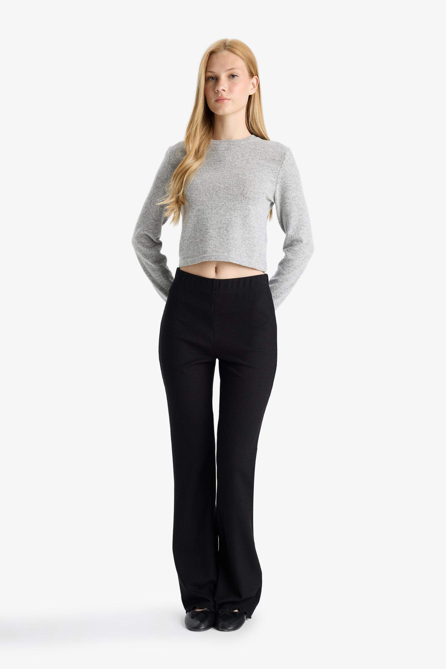 بنطرون بجامة برجل جارلس