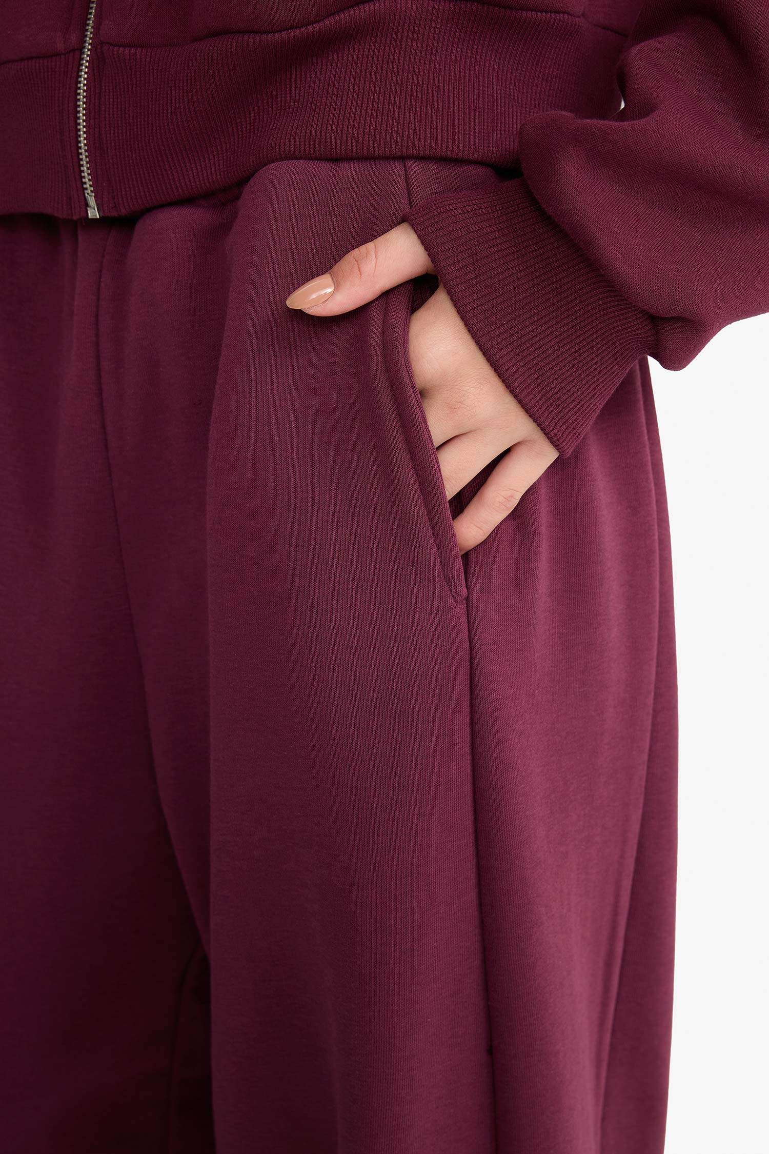 بنطرون بجامة رياضي باريل فيت برجل واسع