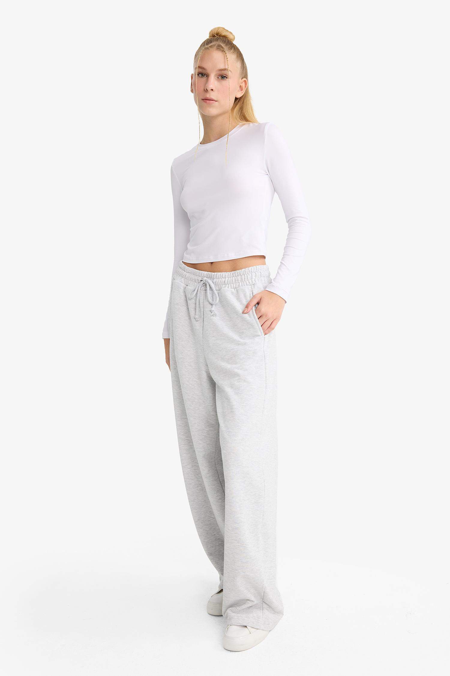 Barrel Fit Trousers