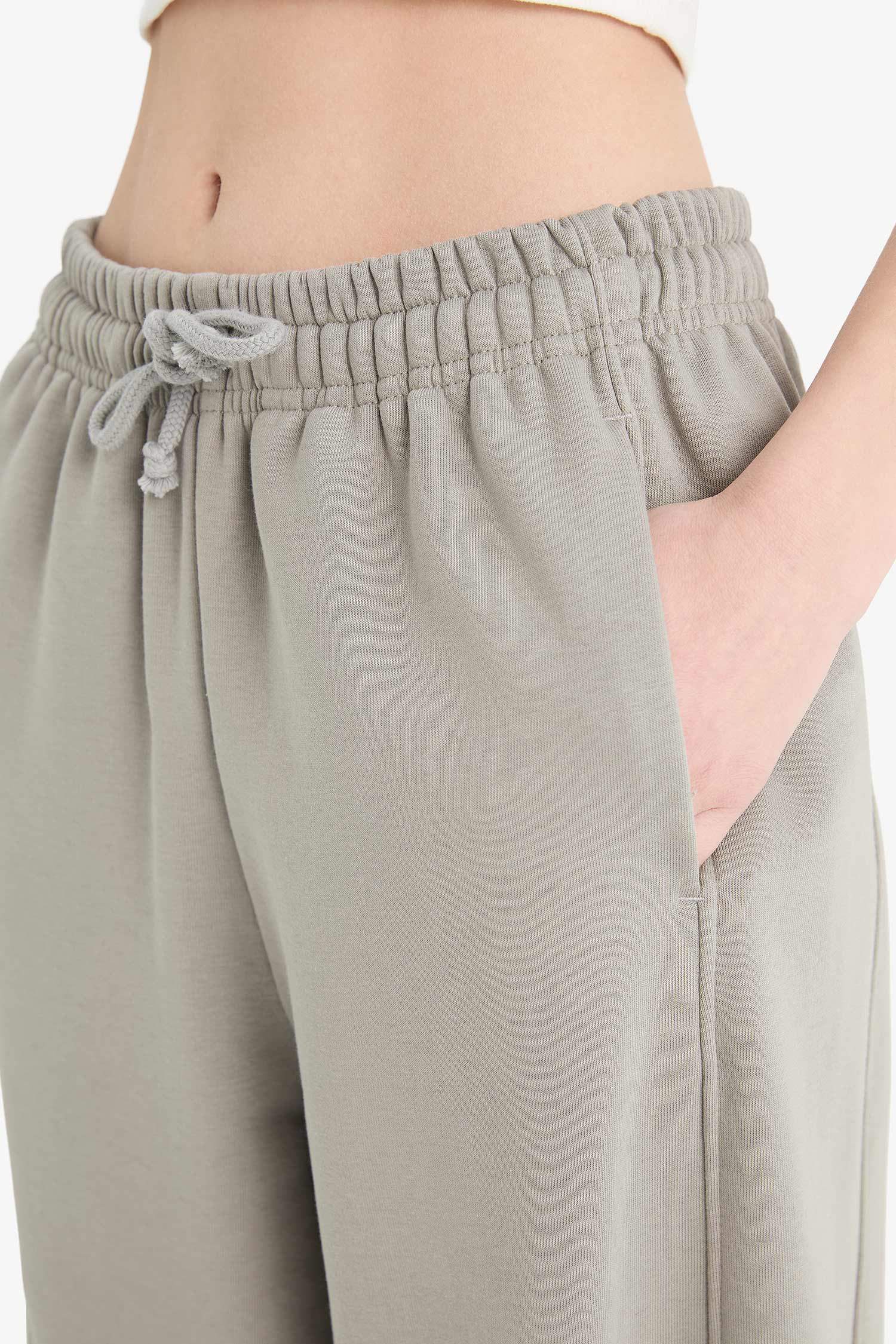 Barrel Fit Beli Bağcıklı Cepli Pantolon