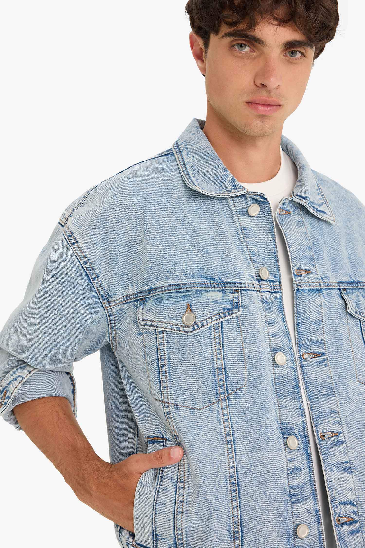 Oversize Fit Denim Jacket