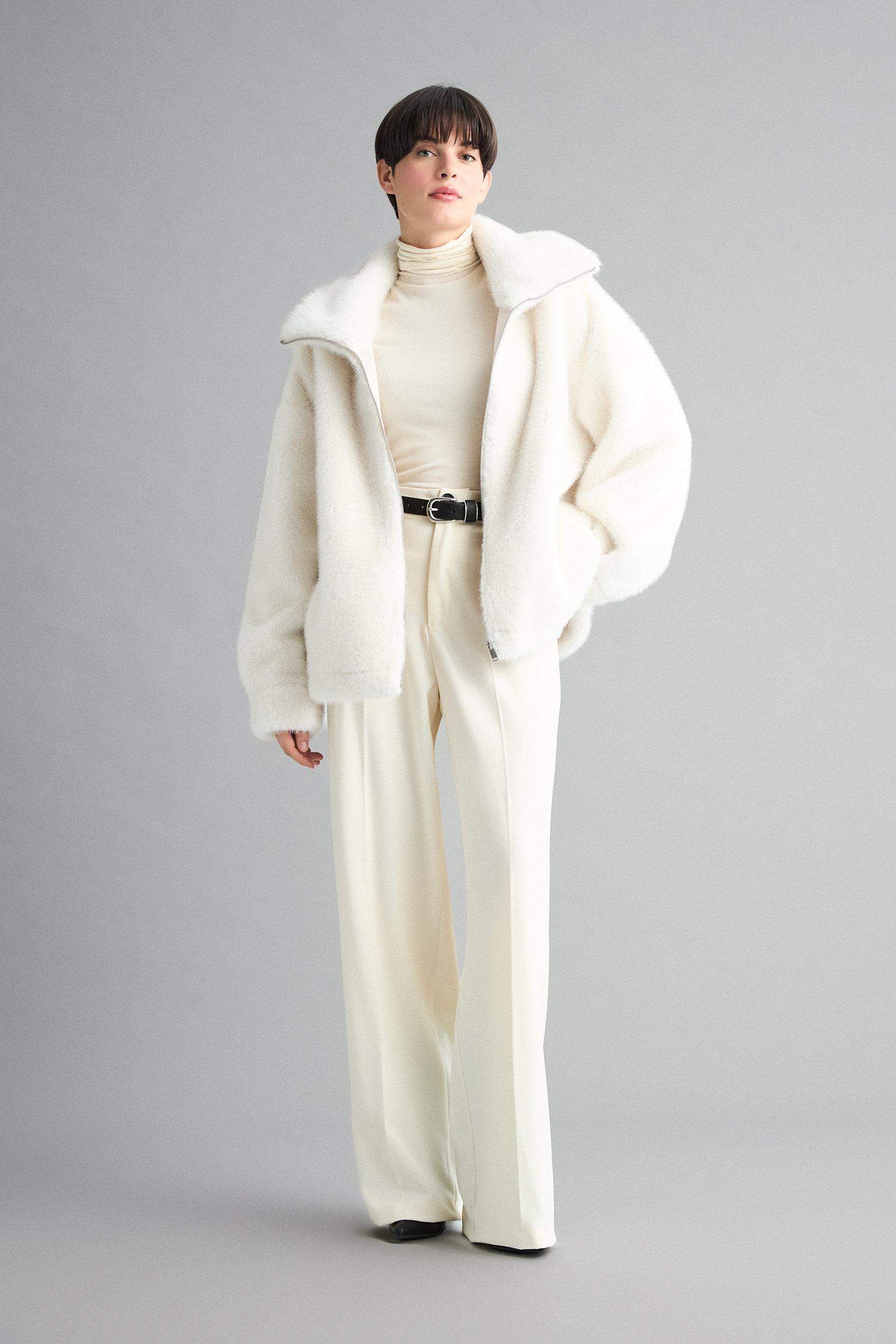 Regular Fit Fermuarlı Suni Kürk Mont