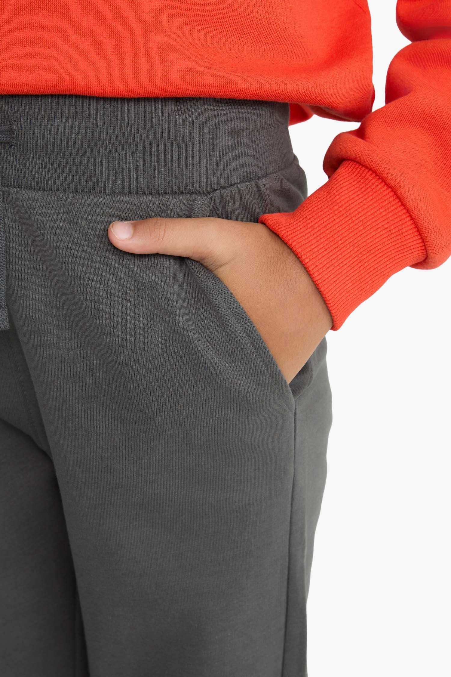 بنطلون بجامة رياضي ولادي قماش رقيق قصة عادية