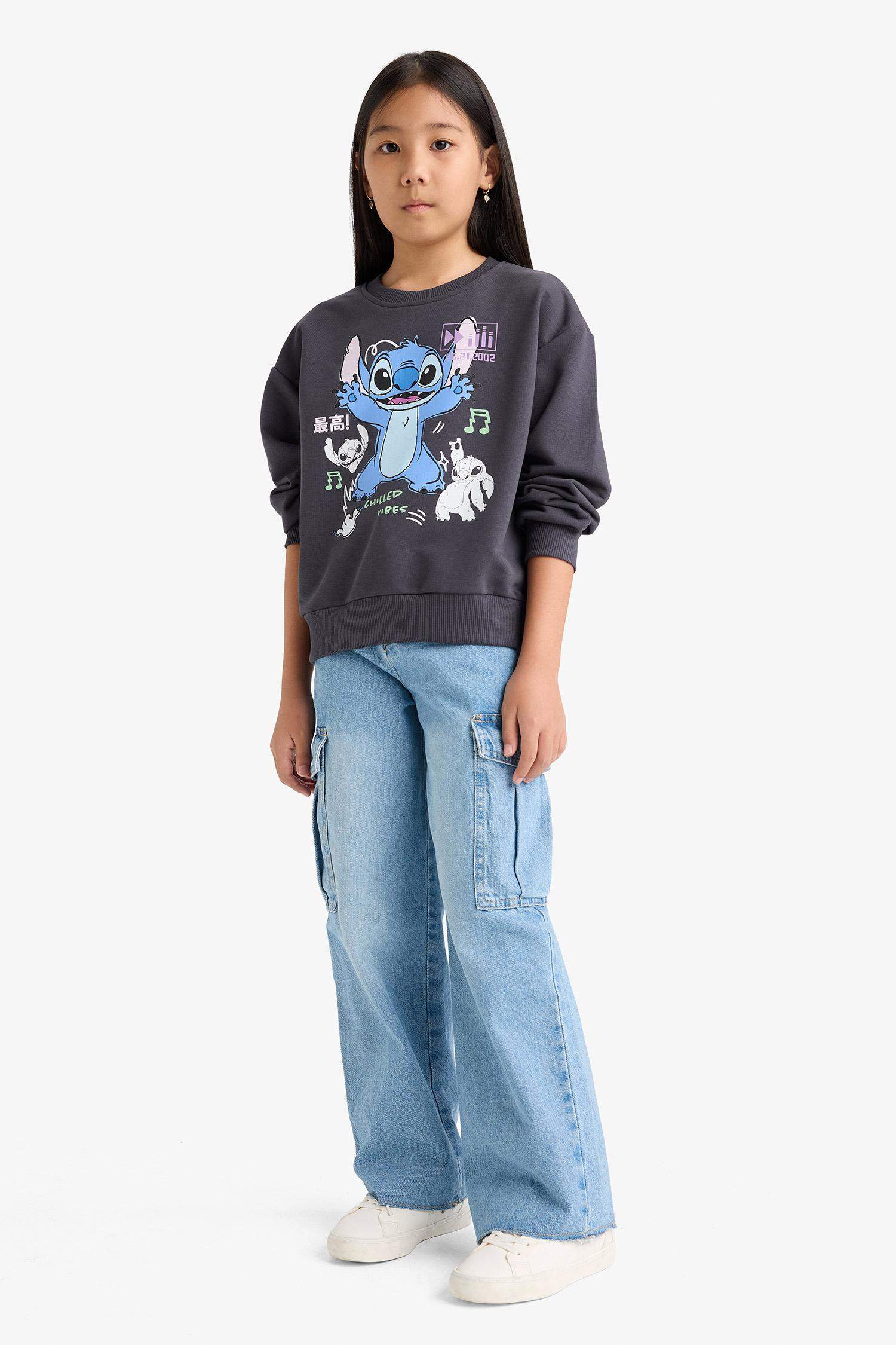 Kız Çocuk Disney Lilo & Stitch Relax Fit Bisiklet Yaka Sweatshirt