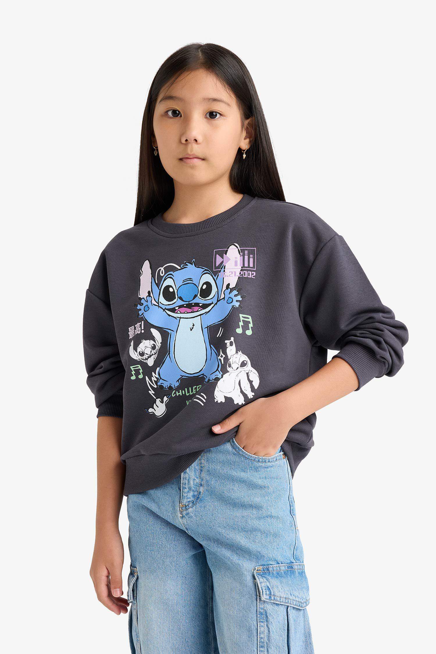 Kız Çocuk Disney Lilo & Stitch Relax Fit Bisiklet Yaka Sweatshirt