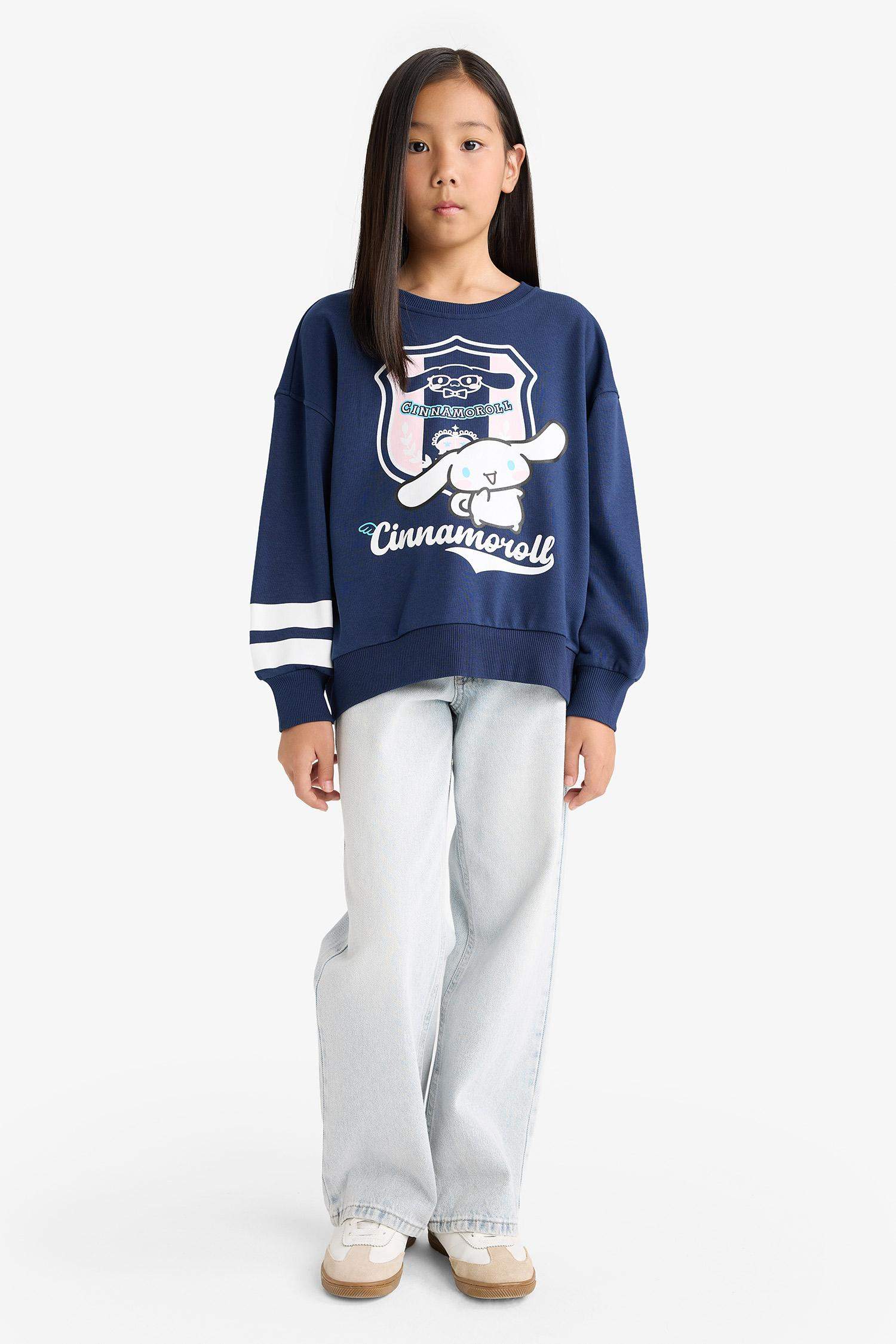 Girl Hello Kitty Oversize Fit Crew Neck Sweatshirt