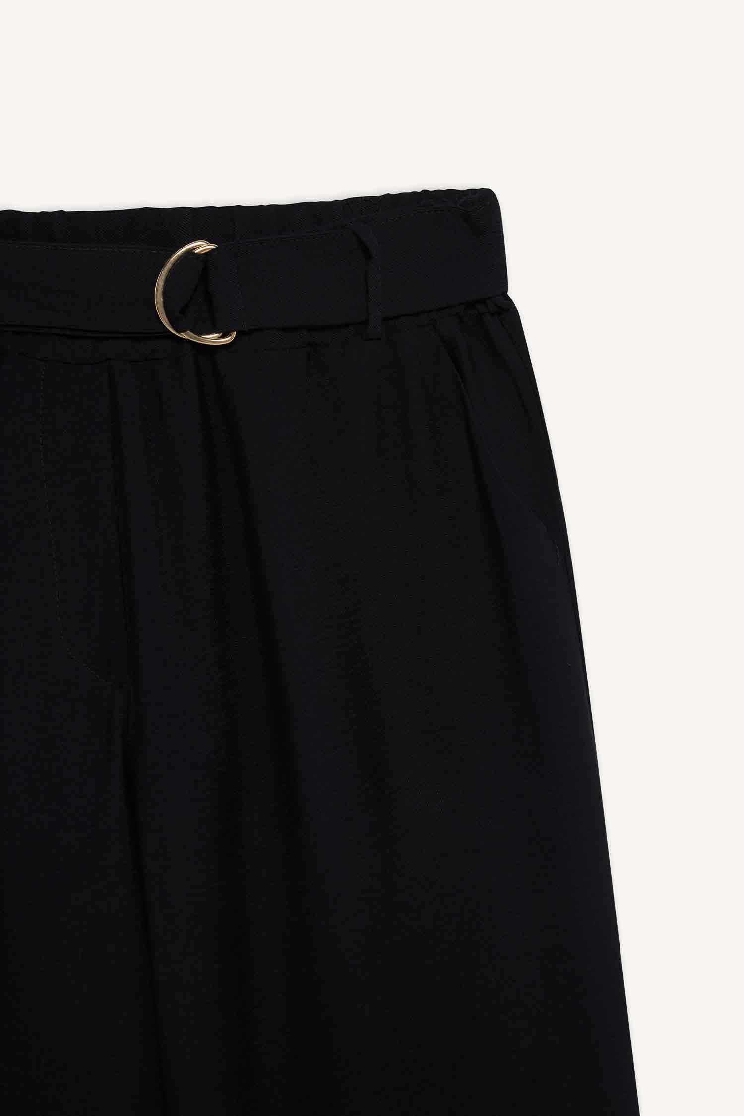 Straight Fit Cep Detaylı Geniş Paça Pantolon